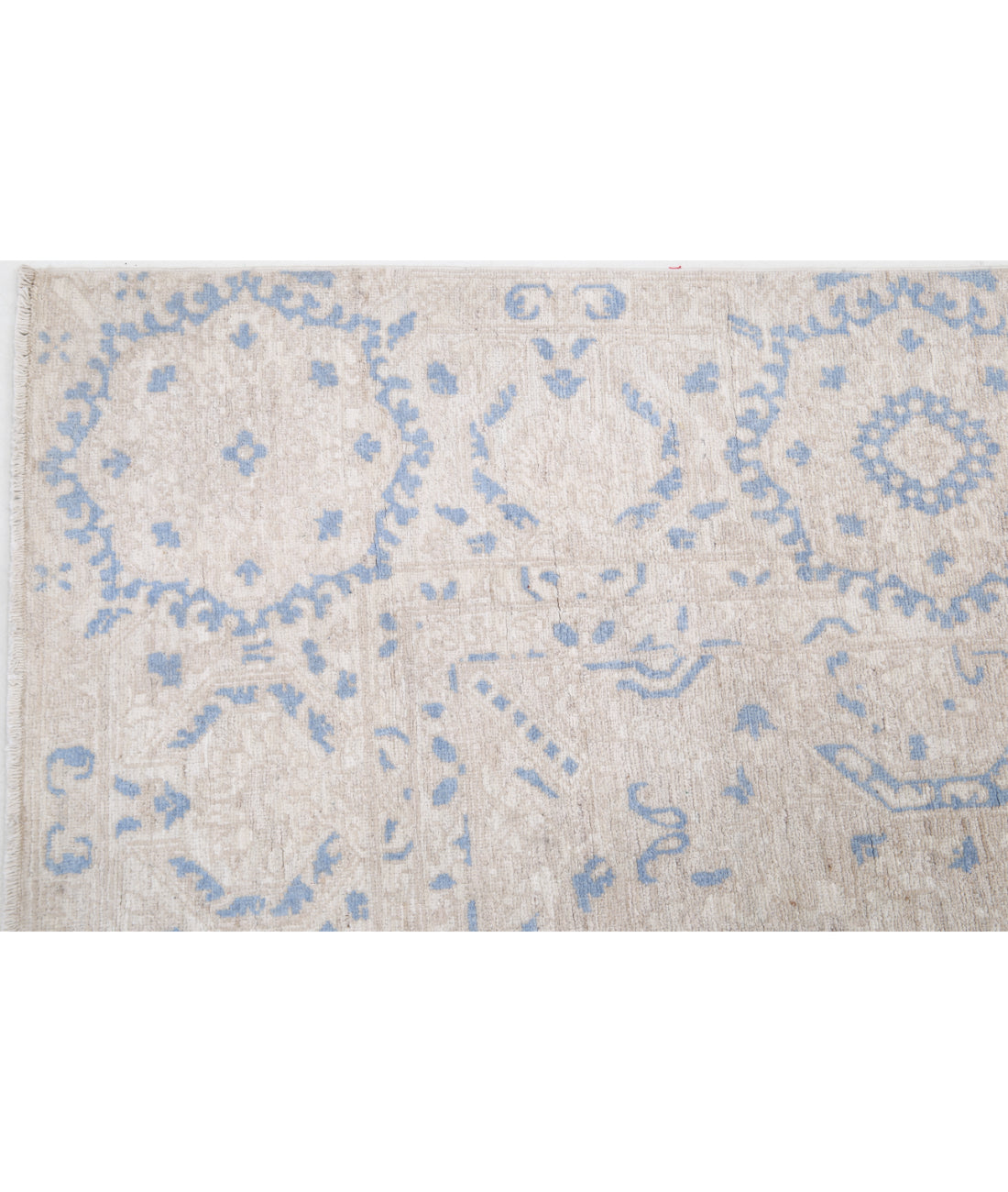 Hand Knotted Serenity Artemix Wool Rug - 4'10'' x 7'2'' 4'10'' x 7'2'' (145 X 215) / Ivory / Ivory