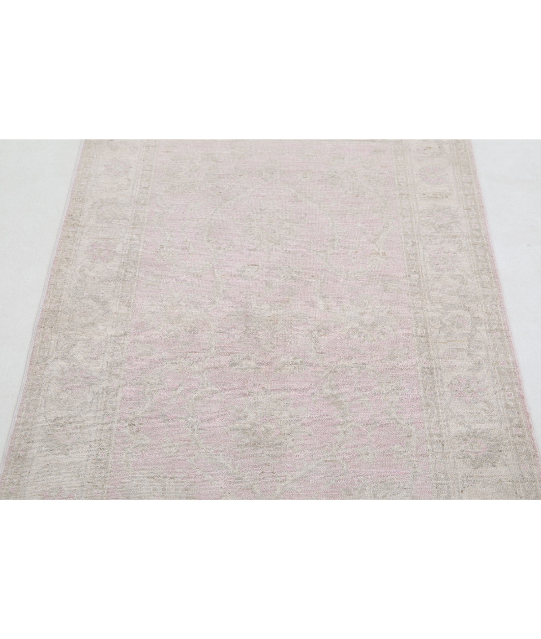 Hand Knotted Serenity Wool Rug - 3'0'' x 4'7'' 3'0'' x 4'7'' (90 X 138) / Pink / Ivory