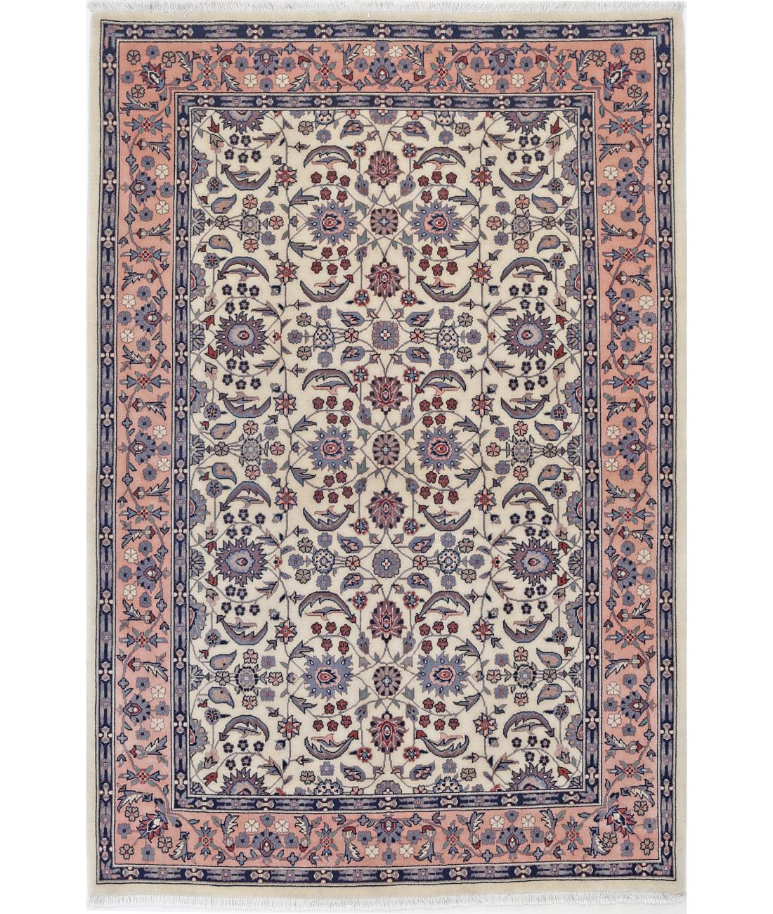 Hand Knotted Heritage Persian Style Wool Rug - 4'1'' x 6'1'' 4' 1" X 6' 1" (124 X 185) / Ivory / Pink