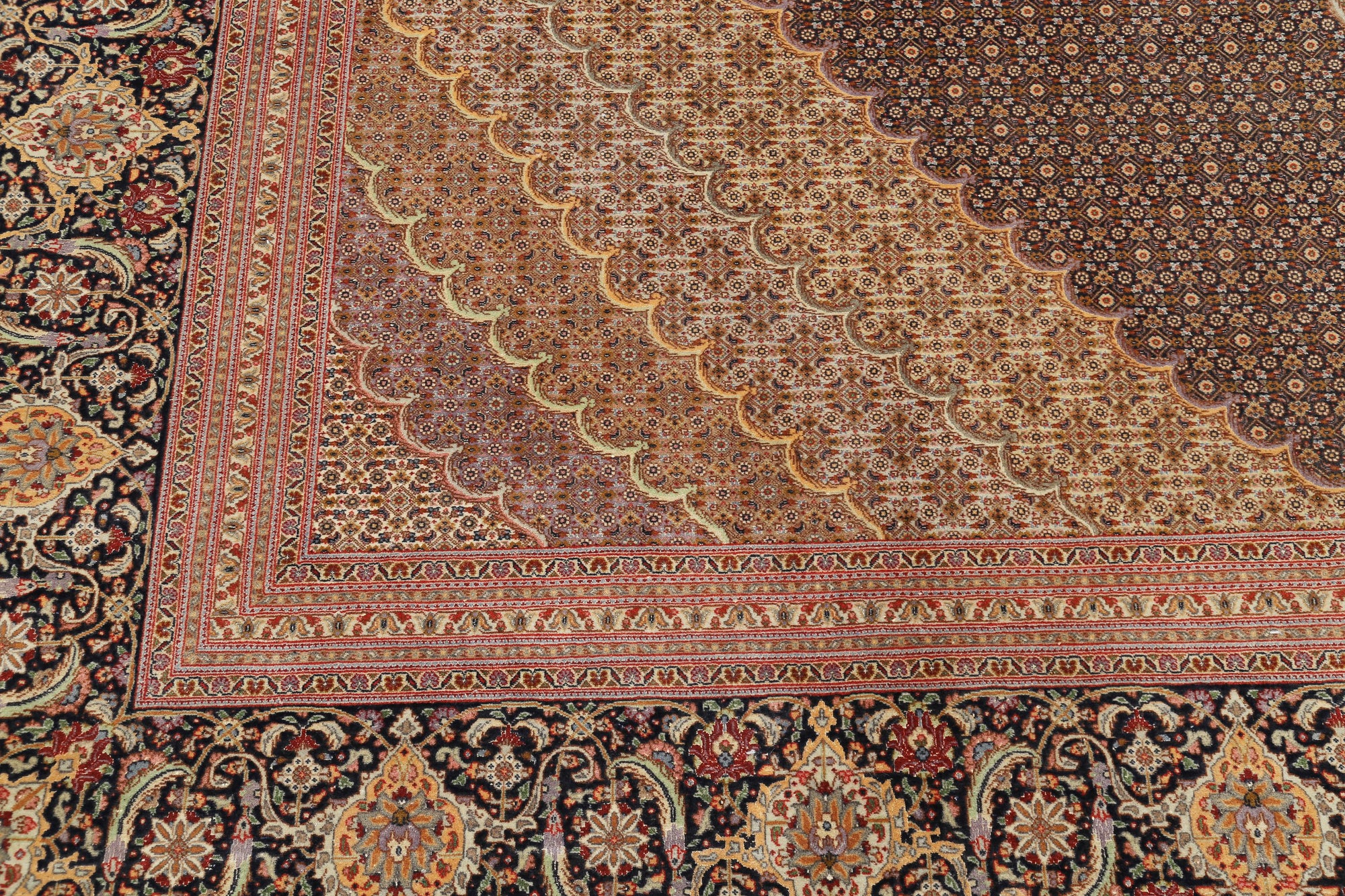 hand-knotted-tabriz-fine-wool-rug-5025144-5.jpg