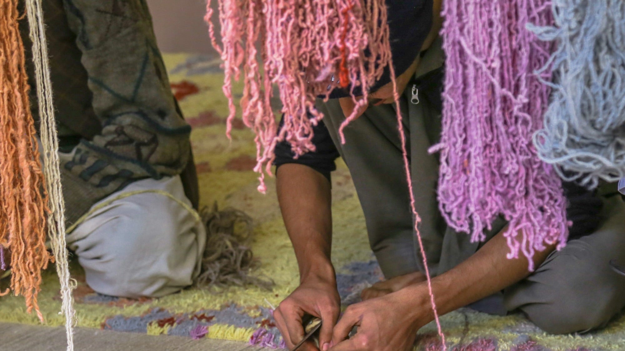 How to Tell a Real One-of-a-Kind Rug From a Power-Loomed Copy