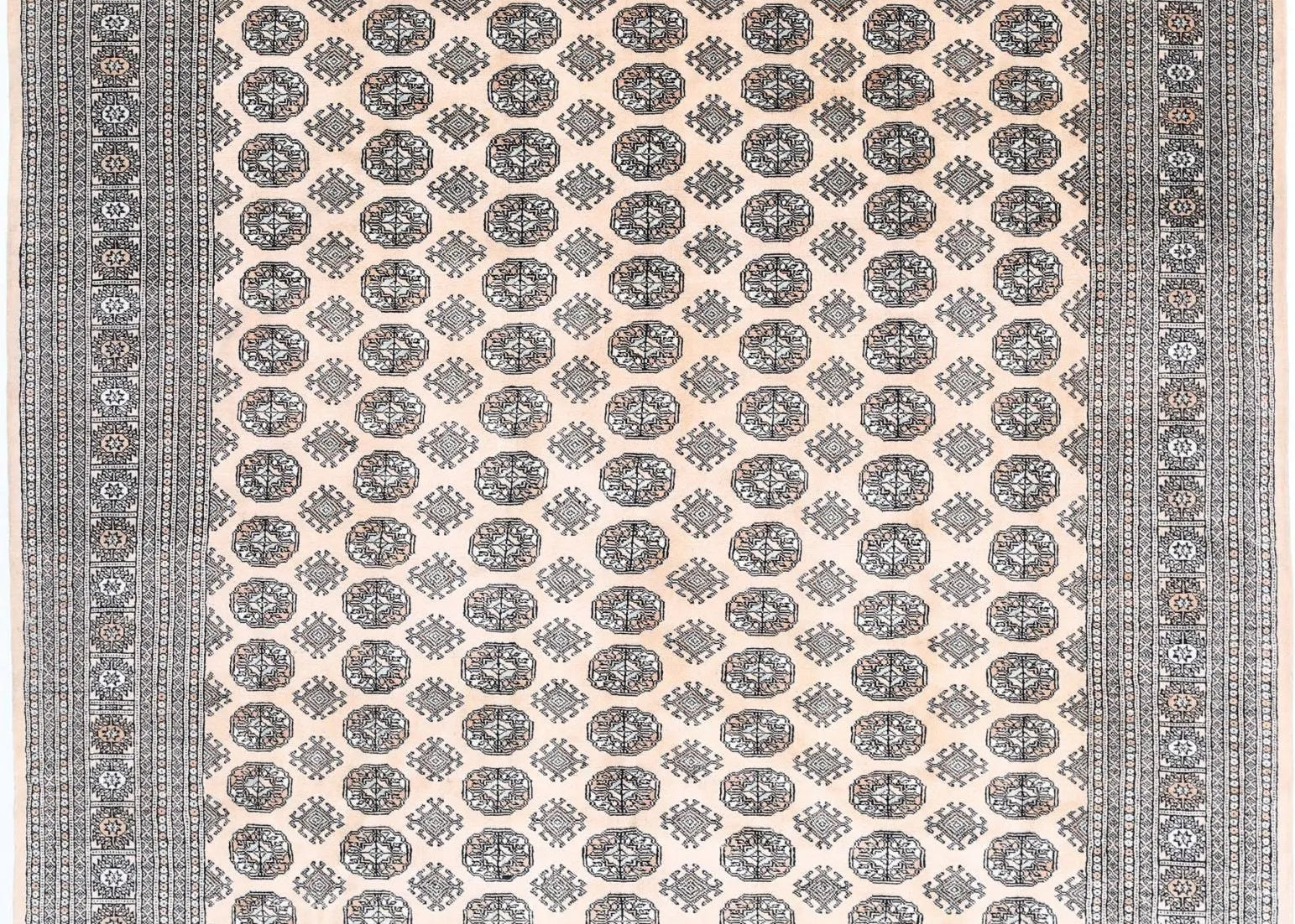 Bokhara Rugs — A Complete Guide to the Turkmen Gul, History & How to Choose One