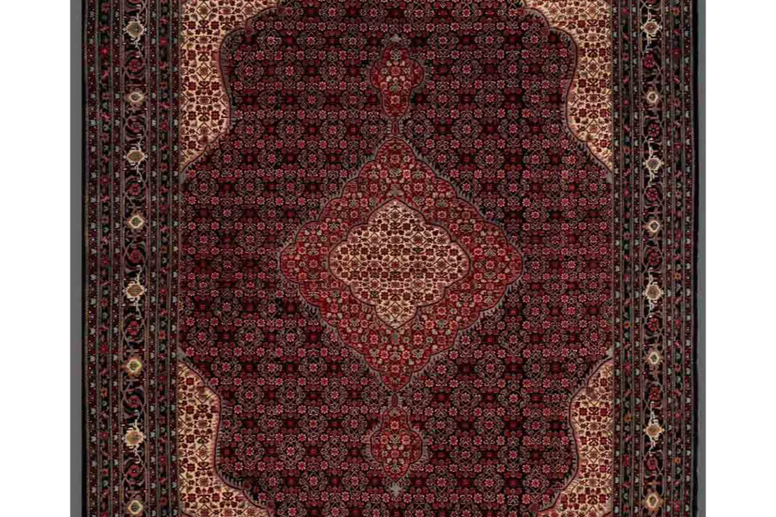Heritage Rugs — A Complete Guide to the Pak-Persian Classical Look, History & How to Choose One