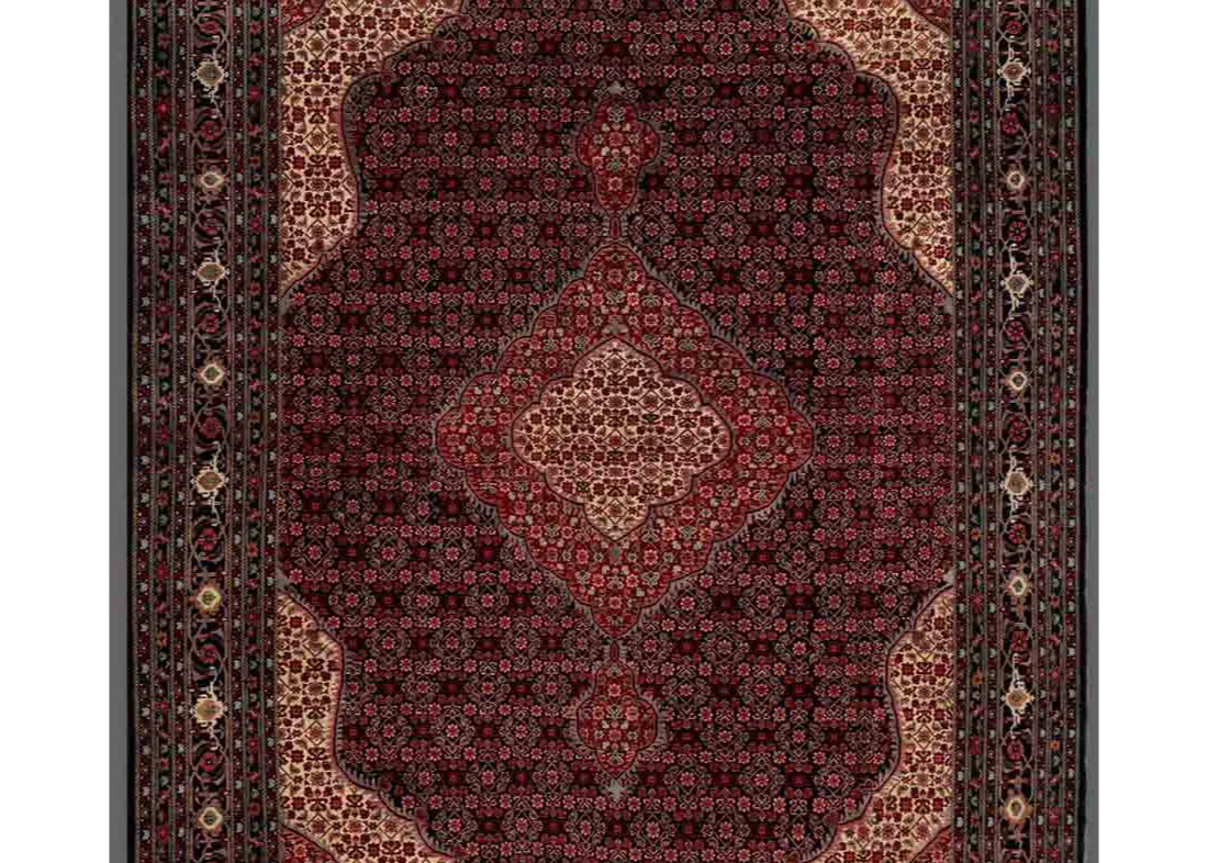 Heritage Rugs — A Complete Guide to the Pak-Persian Classical Look, History & How to Choose One