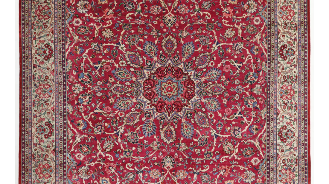 Mahal Rugs — A Complete Guide to the Sultanabad Decorative Classic