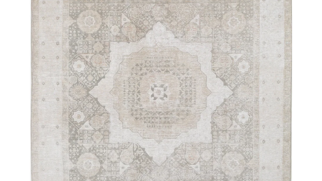 Mamluk Rugs — A Complete Guide to the Kaleidoscopic Cairo Classic, History & How to Choose One