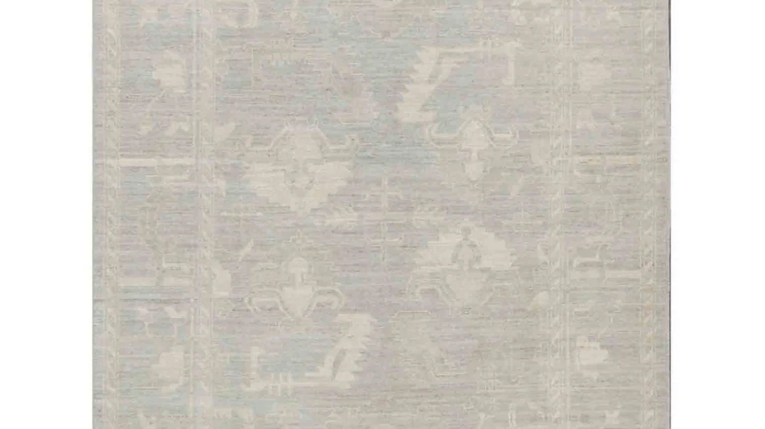 Modern Rugs — What Makes a Rug Modern & How to Choose