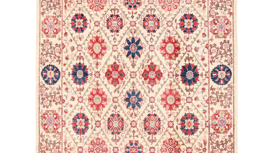 Suzani Rugs — A Complete Guide to the Embroidery-Inspired Design, History & How to Choose One