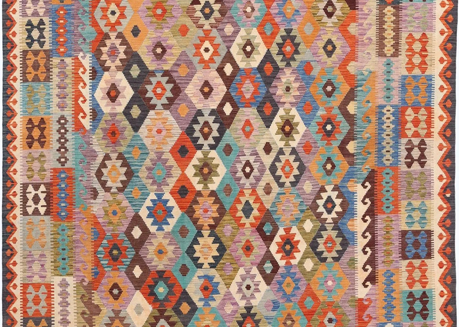 Kilim Rugs — A Complete Guide to the Flatweave Tradition, History & How to Choose One