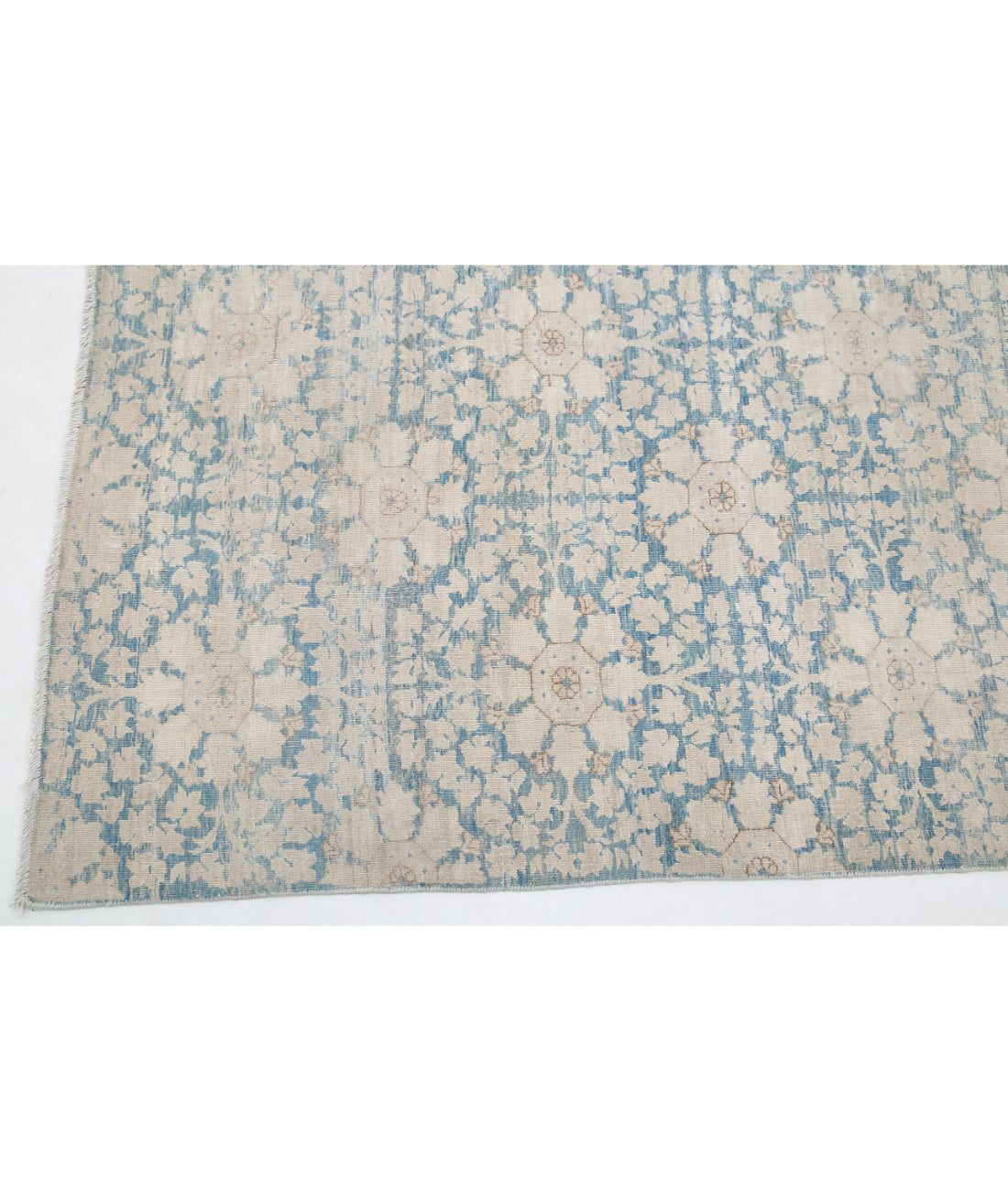 Hand Knotted Fine Artemix Wool Rug - 7'9'' x 9'7'' 7'9'' x 9'7'' (233 X 288) / Blue / Ivory