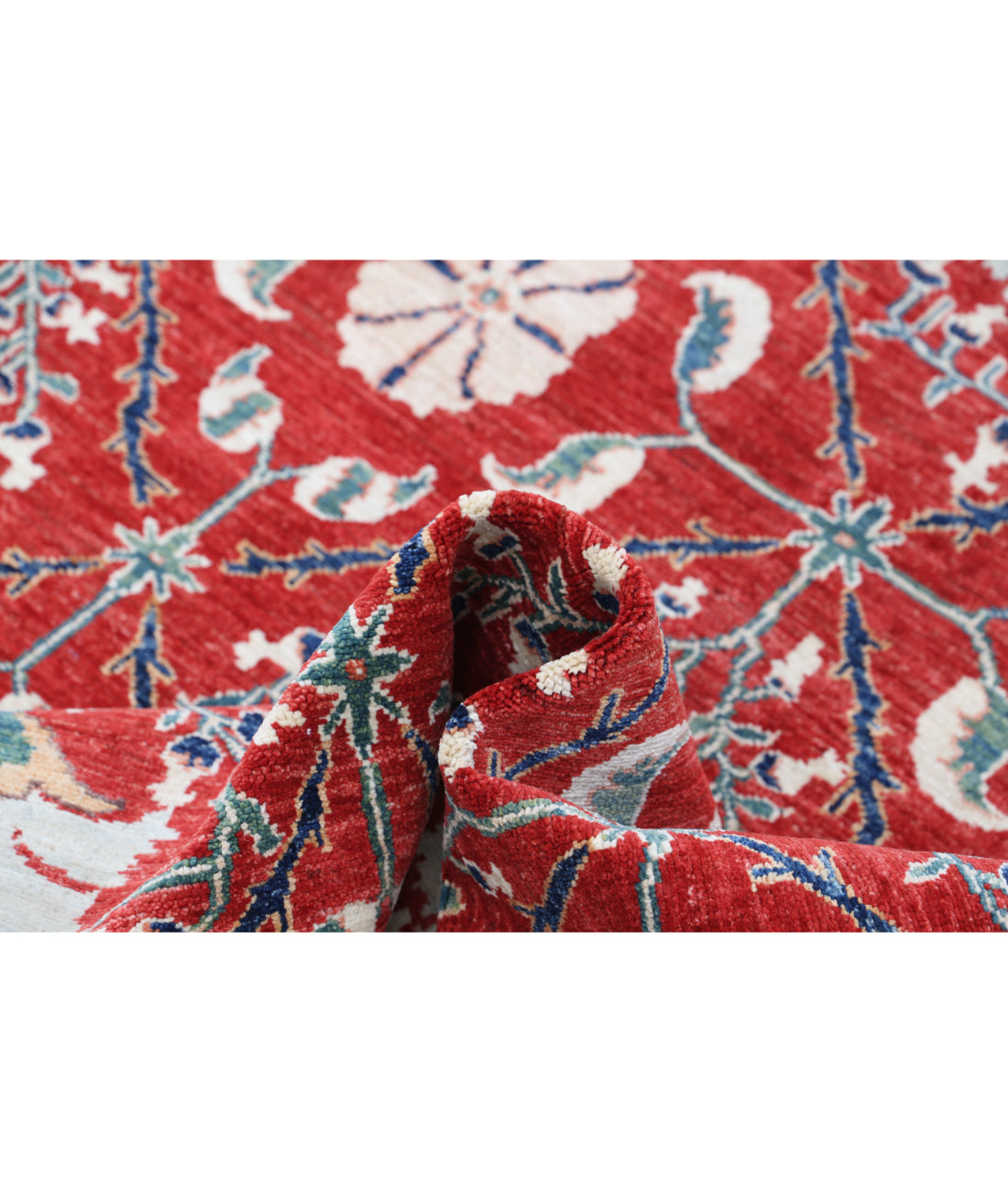 Hand Knotted Artemix Wool Rug - 5'6'' x 7'6'' 5'6'' x 7'6'' (165 X 225) / Red / Ivory