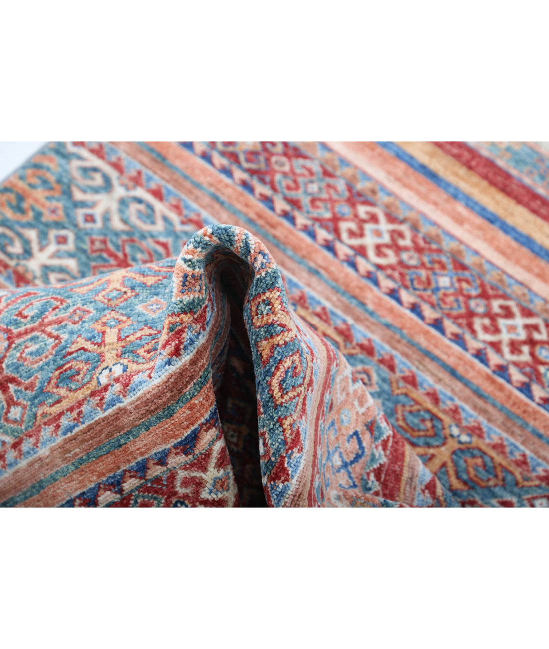 Hand Knotted Khurjeen Wool Rug - 2'8'' x 3'9'' 2'8'' x 3'9'' (80 X 113) / Multi / Multi