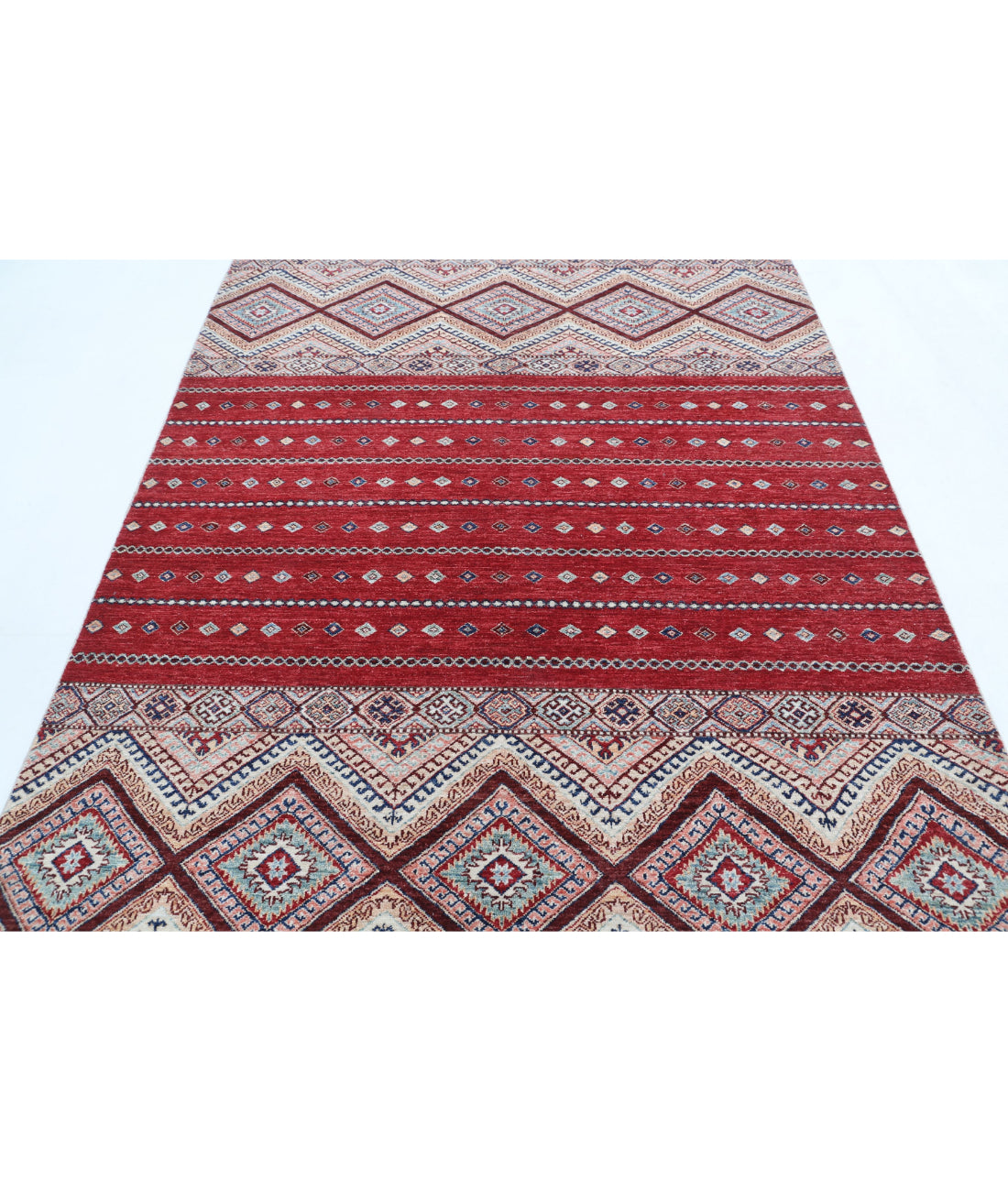 Hand Knotted Khurjeen Wool Rug - 5'6'' x 7'2'' 5'6'' x 7'2'' (165 X 215) / Multi / Multi
