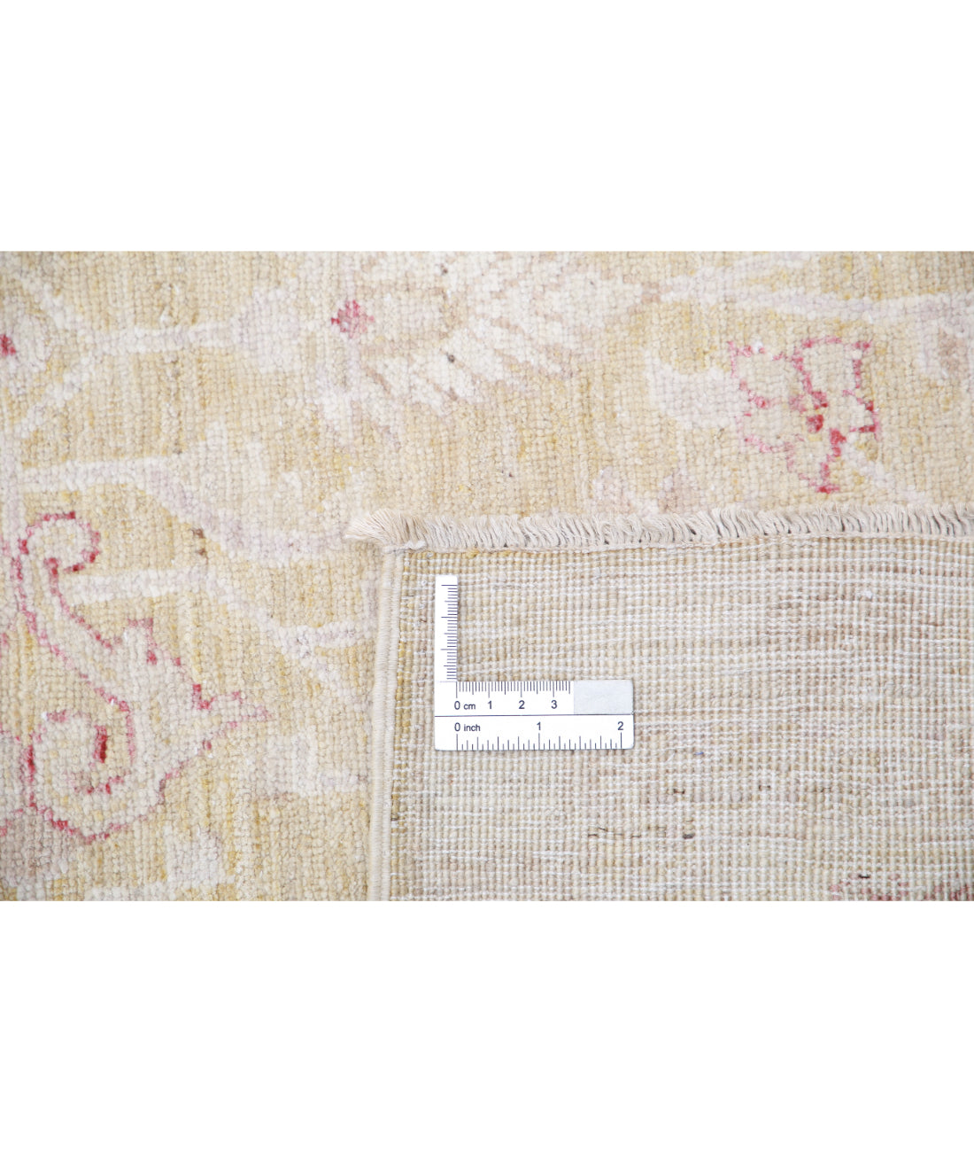 Hand Knotted Fine Serenity Wool Rug - 6'3'' x 8'9'' 6'3'' x 8'9'' (188 X 263) / Ivory / Gold