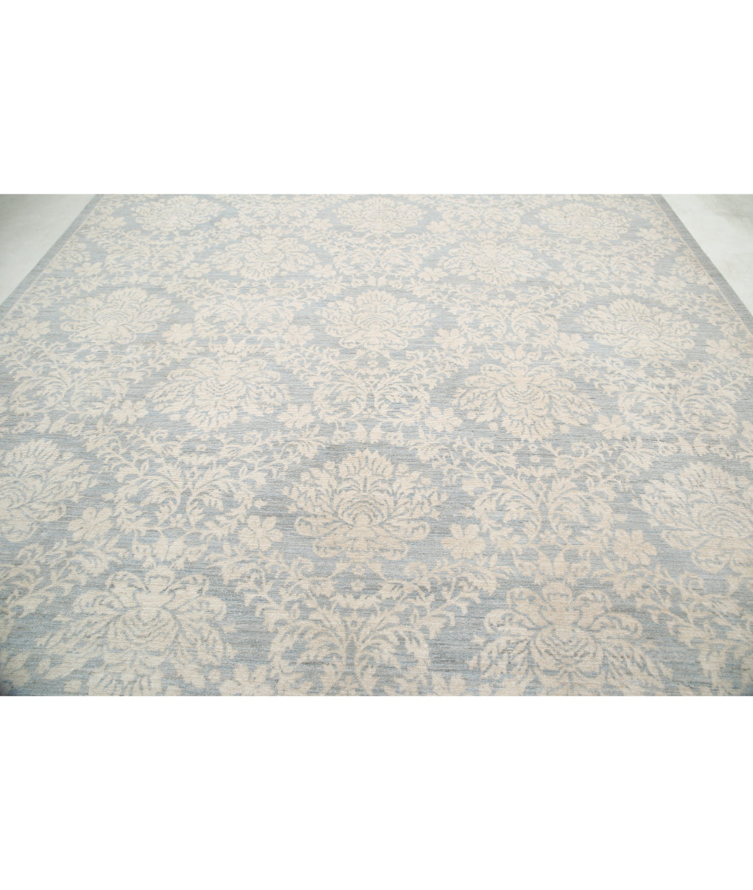Hand Knotted Artemix Wool Rug - 10'2'' x 13'2'' 10'2'' x 13'2'' (305 X 395) / Grey / Ivory