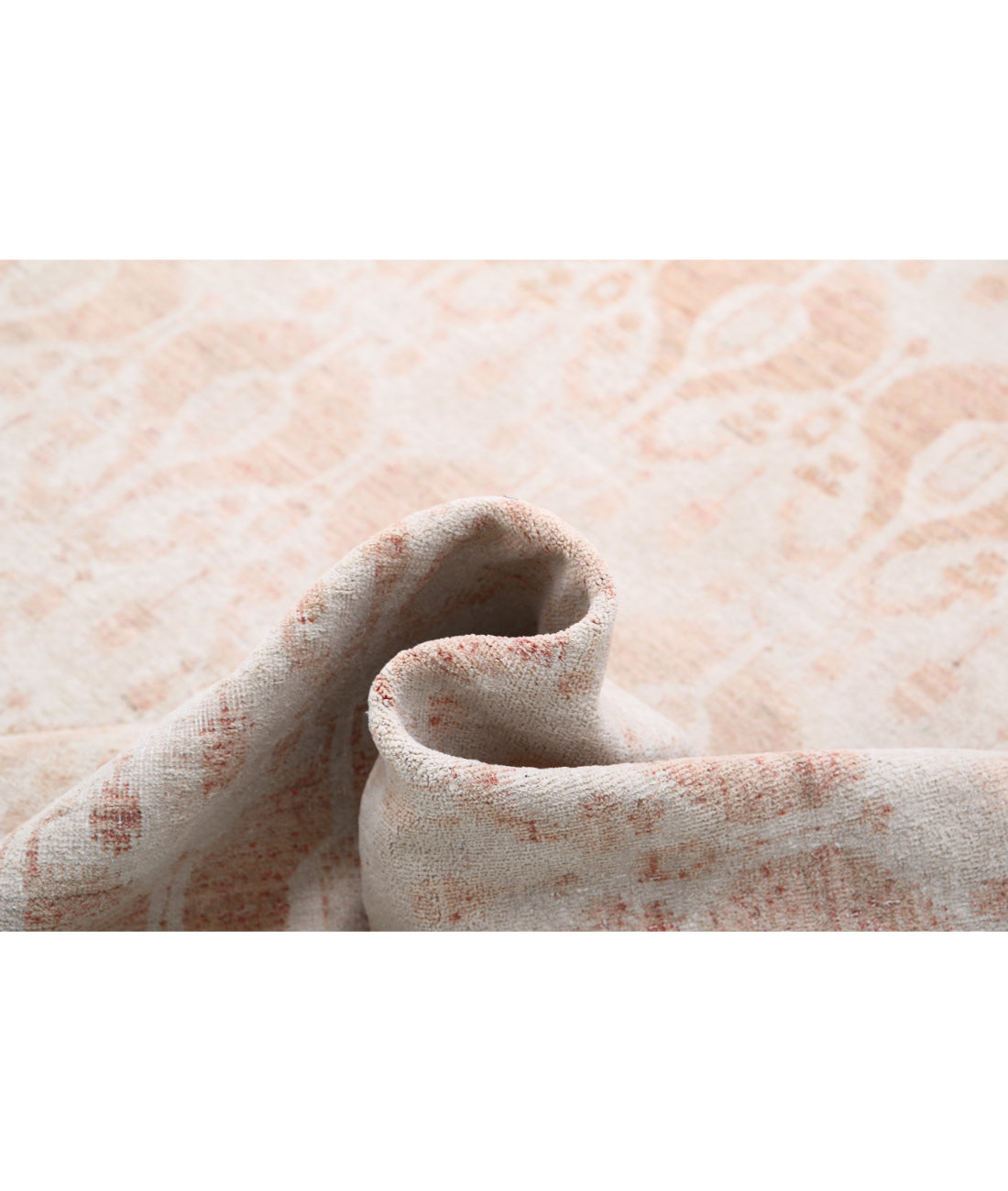 Hand Knotted Ikat Wool Rug - 12'1'' x 17'5'' 12'1'' x 17'5'' (363 X 523) / Ivory / Pink