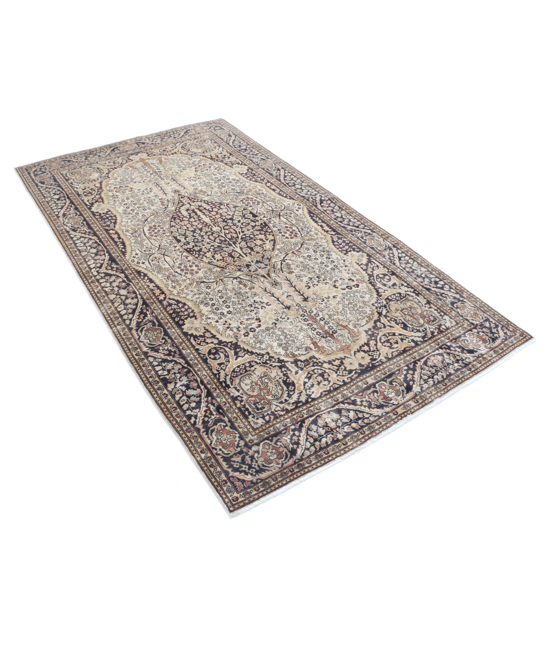Hand Knotted Antique Persian Tabriz Wool Rug - 4'6'' x 8'0'' 4'6'' x 8'0'' (135 X 240) / Ivory / Brown