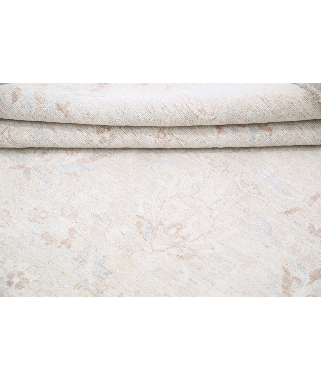 Hand Knotted Artemix Wool Rug - 6'2'' x 8'0'' 6'2'' x 8'0'' (185 X 240) / Ivory / Taupe