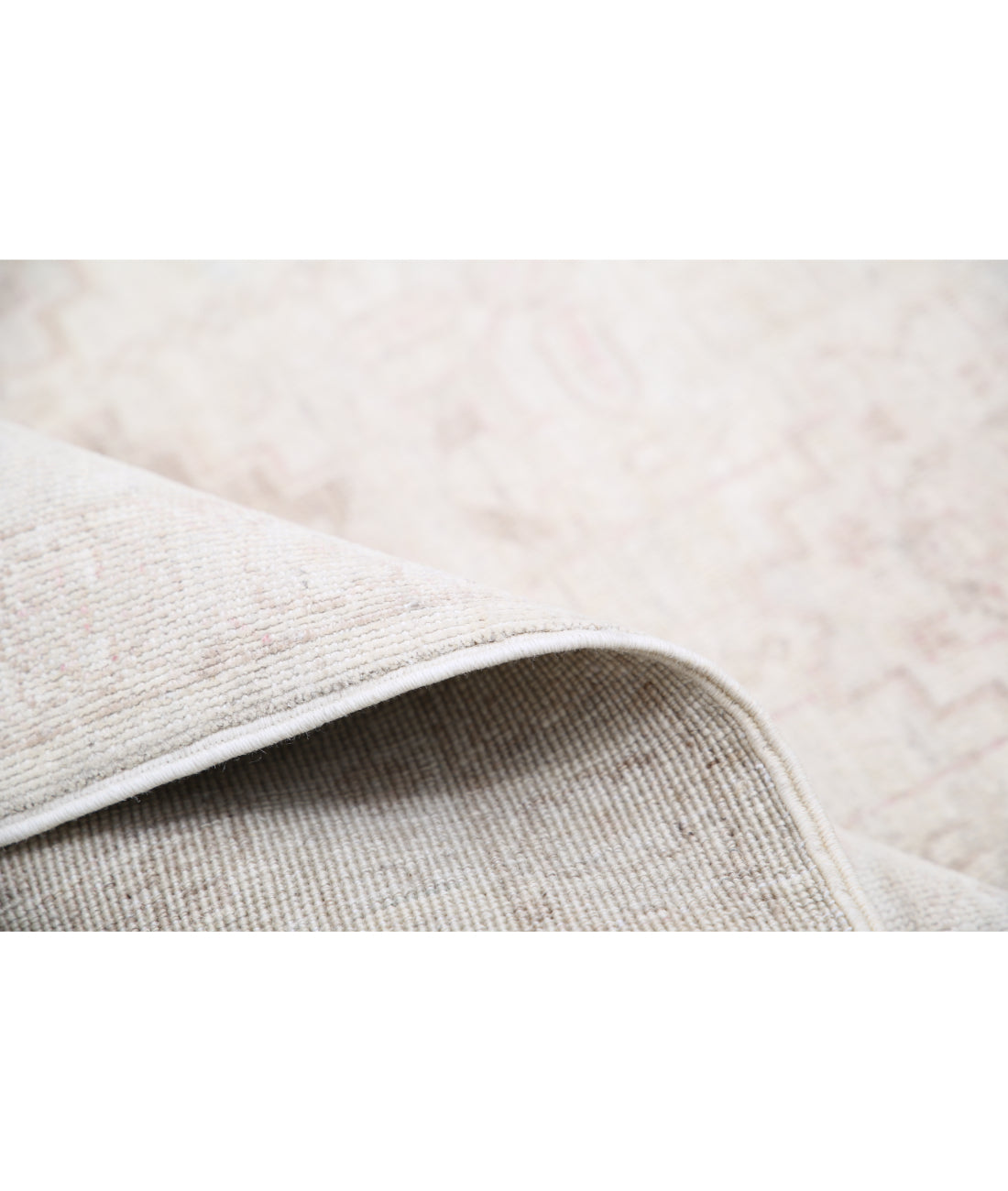 Hand Knotted Serenity Wool Rug - 6'1'' x 8'6'' 6'1'' x 8'6'' (183 X 255) / Ivory / Taupe