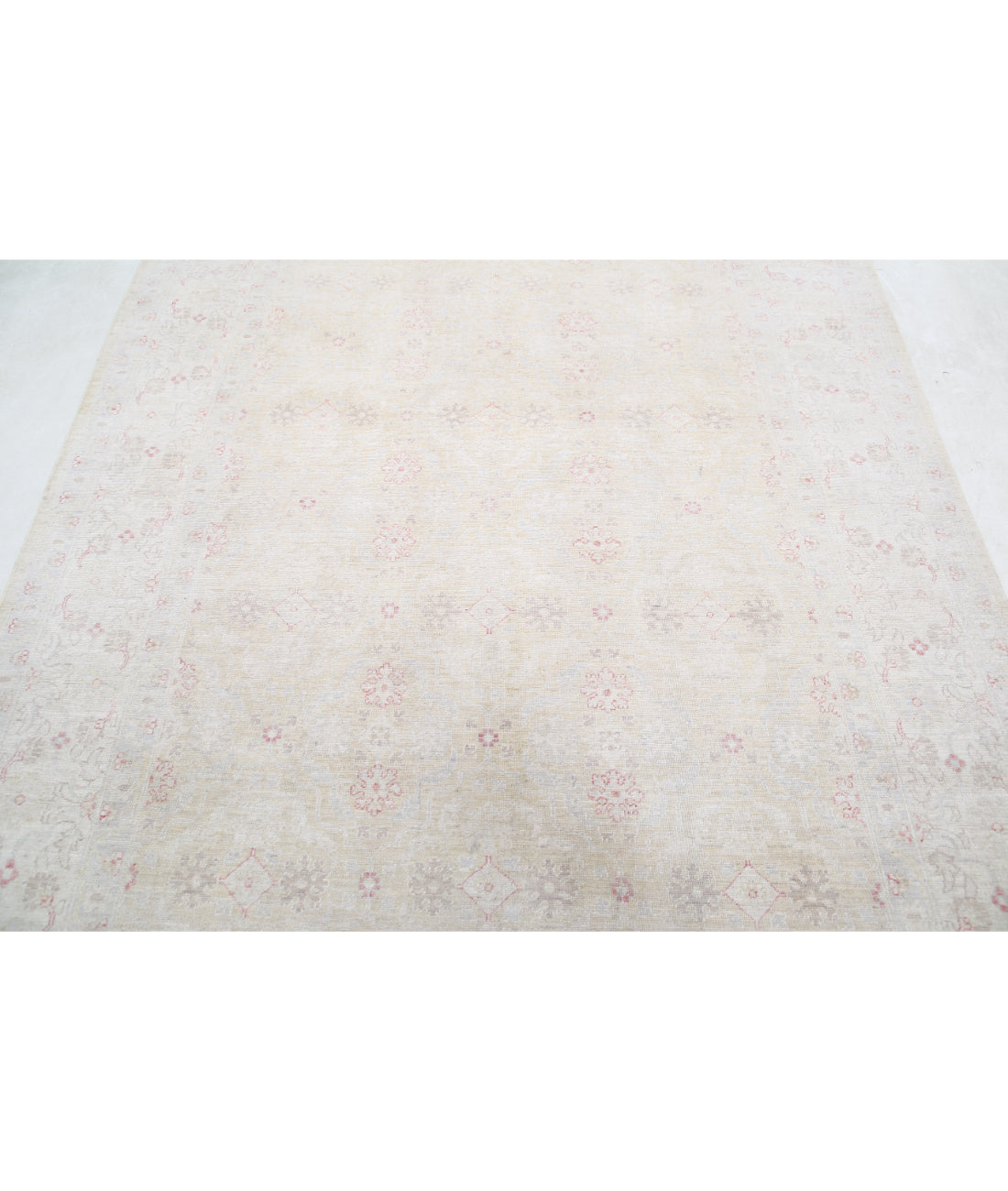 Hand Knotted Fine Serenity Wool Rug - 6'0'' x 8'6'' 6'0'' x 8'6'' (180 X 255) / Ivory / Grey