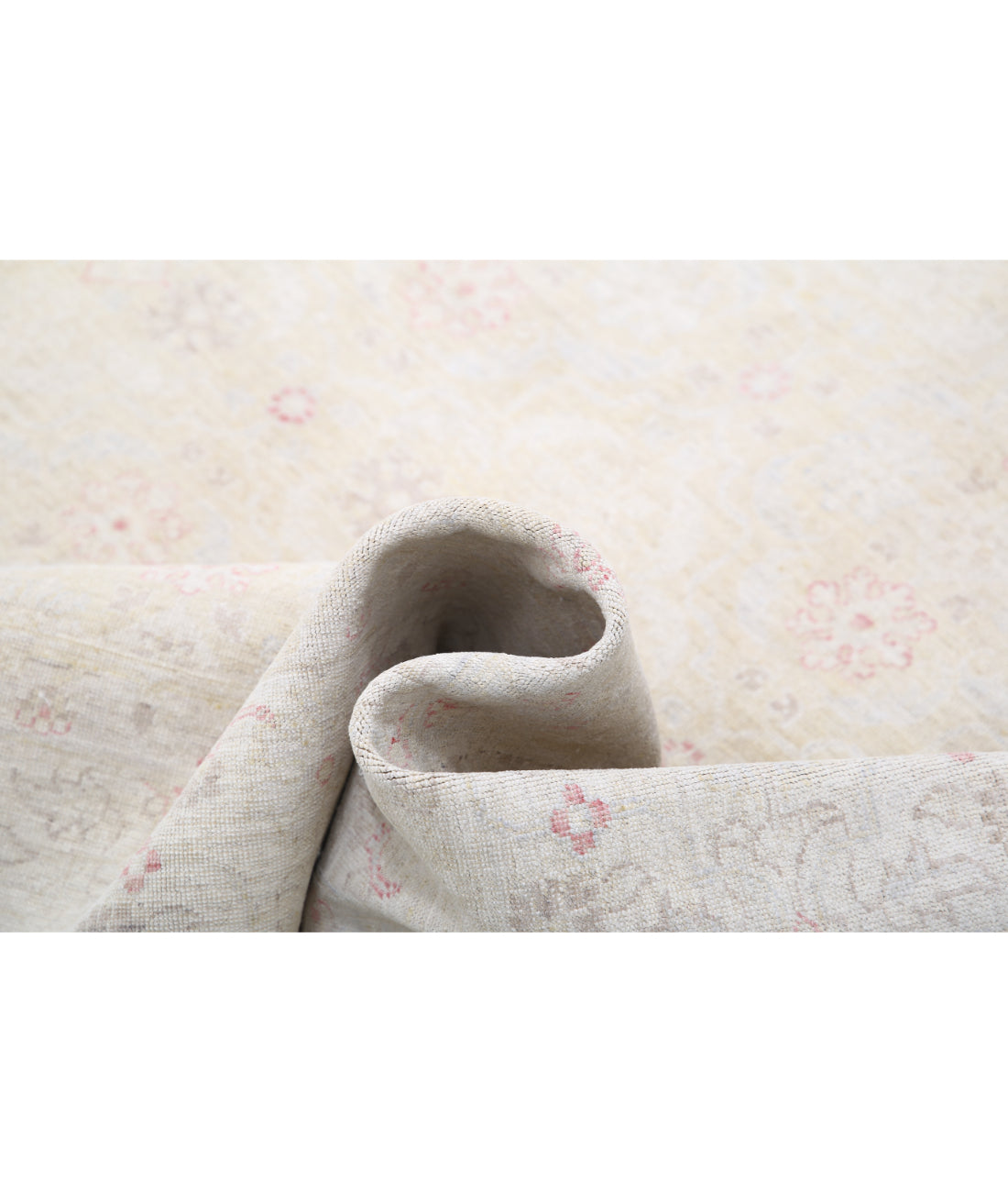 Hand Knotted Fine Serenity Wool Rug - 6'0'' x 8'6'' 6'0'' x 8'6'' (180 X 255) / Ivory / Grey