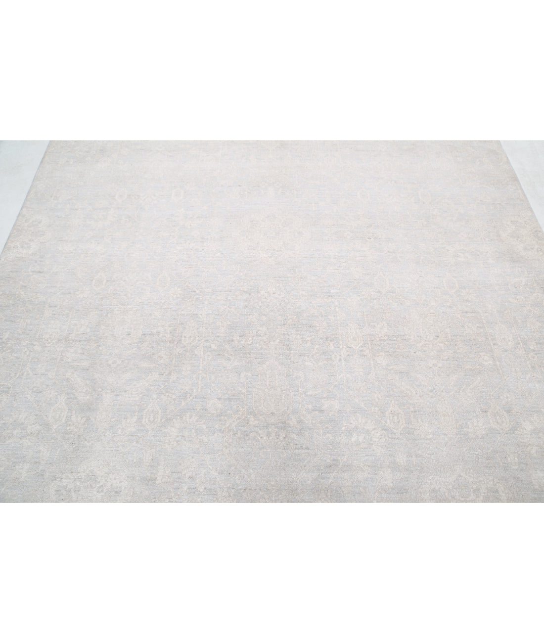 Hand Knotted Artemix Wool Rug - 6'8'' x 9'6'' 6'8'' x 9'6'' (200 X 285) / Grey / Ivory
