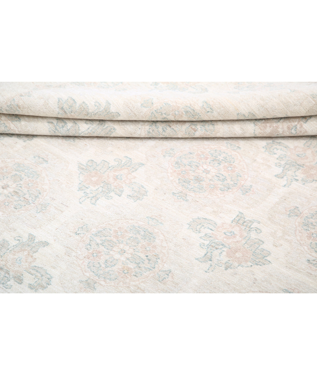 Hand Knotted Artemix Wool Rug - 9'1'' x 12'3'' 9'1'' x 12'3'' (273 X 368) / Ivory / Taupe