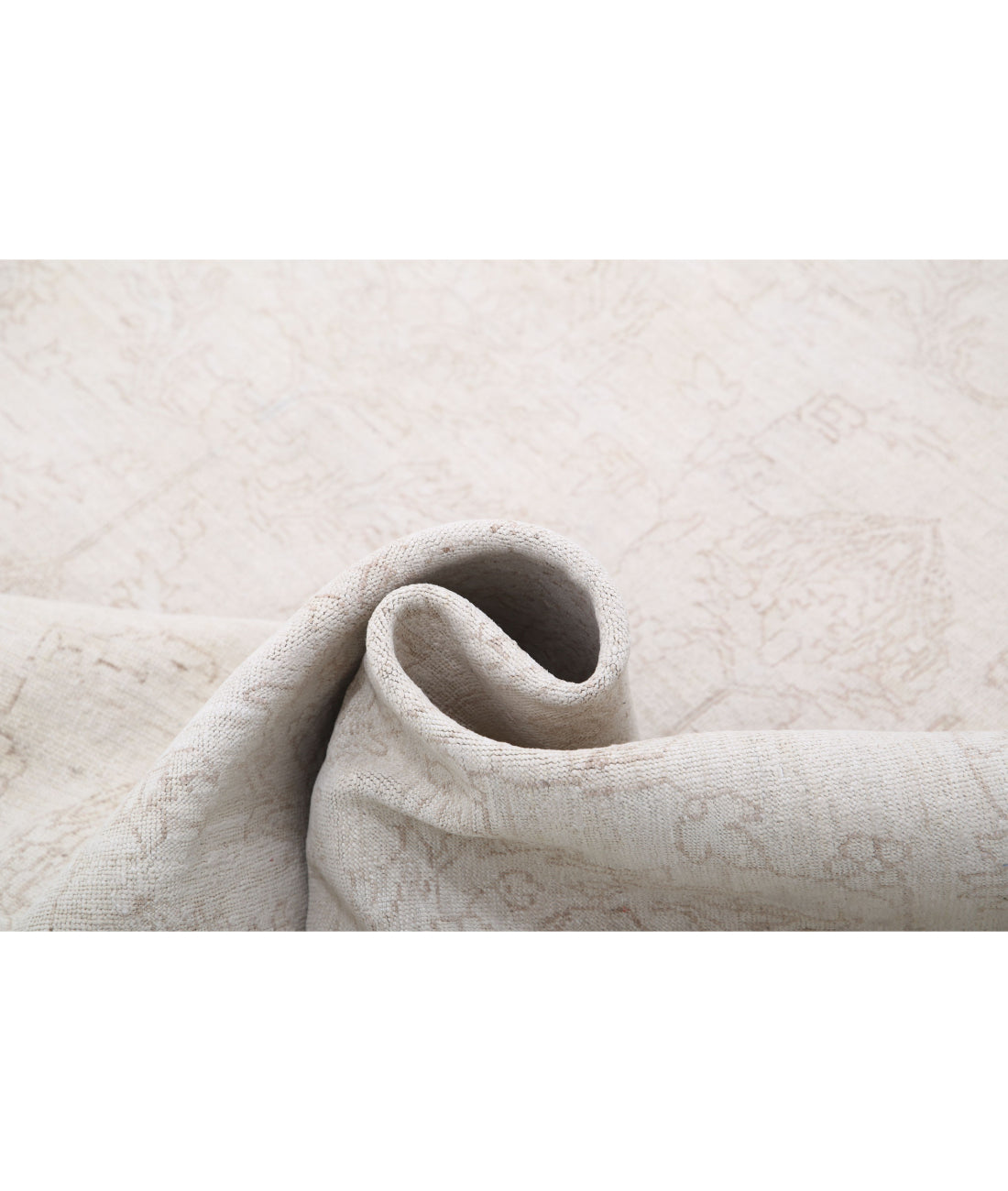 Hand Knotted Artemix Wool Rug - 7'11'' x 9'5'' 7'11'' x 9'5'' (238 X 283) / Ivory / Taupe