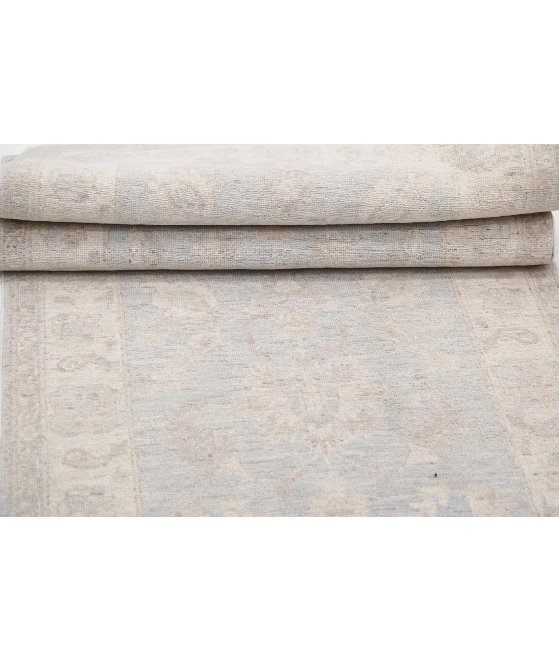 Hand Knotted Serenity Wool Rug - 2'8'' x 8'1'' 2'8'' x 8'1'' (80 X 243) / Grey / Ivory