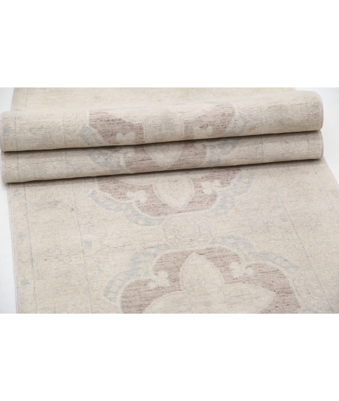 Hand Knotted Serenity Wool Rug - 2'6'' x 10'0'' 2'6'' x 10'0'' (75 X 300) / Brown / Ivory