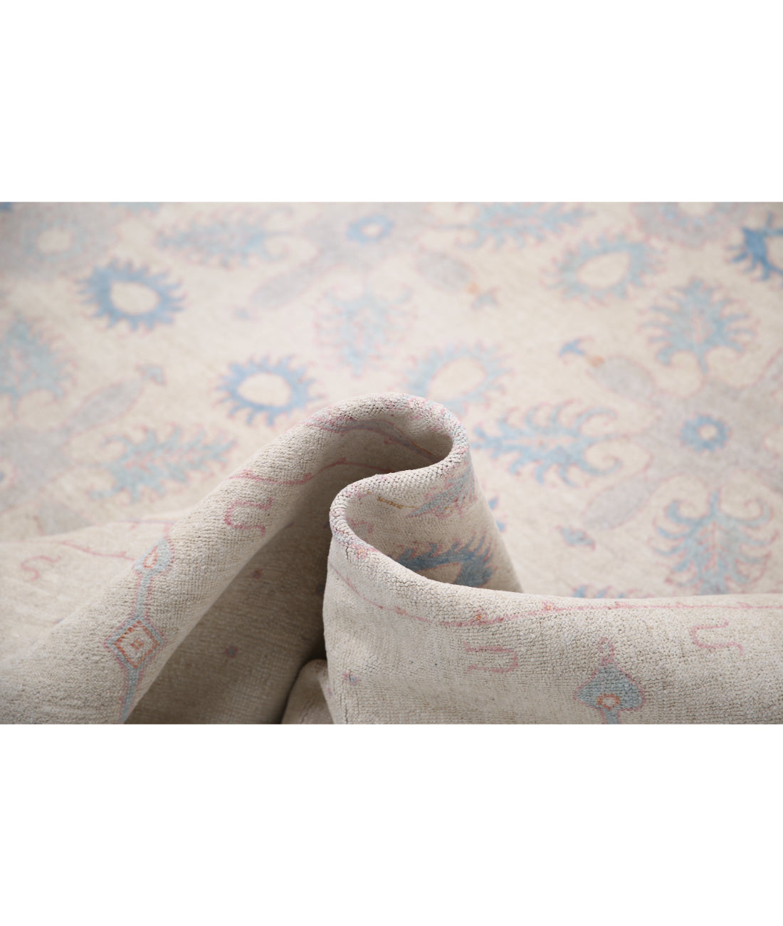 Hand Knotted Serenity Wool Rug - 8'0'' x 9'7'' 8'0'' x 9'7'' (240 X 288) / Ivory / Ivory