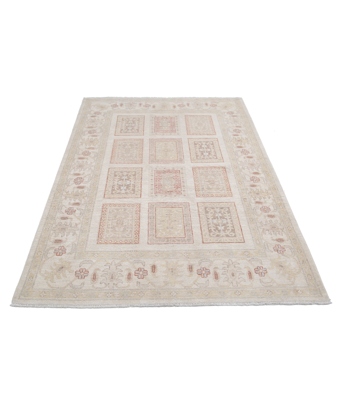 Hand Knotted Serenity Wool Rug - 4'10'' x 6'5'' 4'10'' x 6'5'' (145 X 193) / Ivory / Ivory