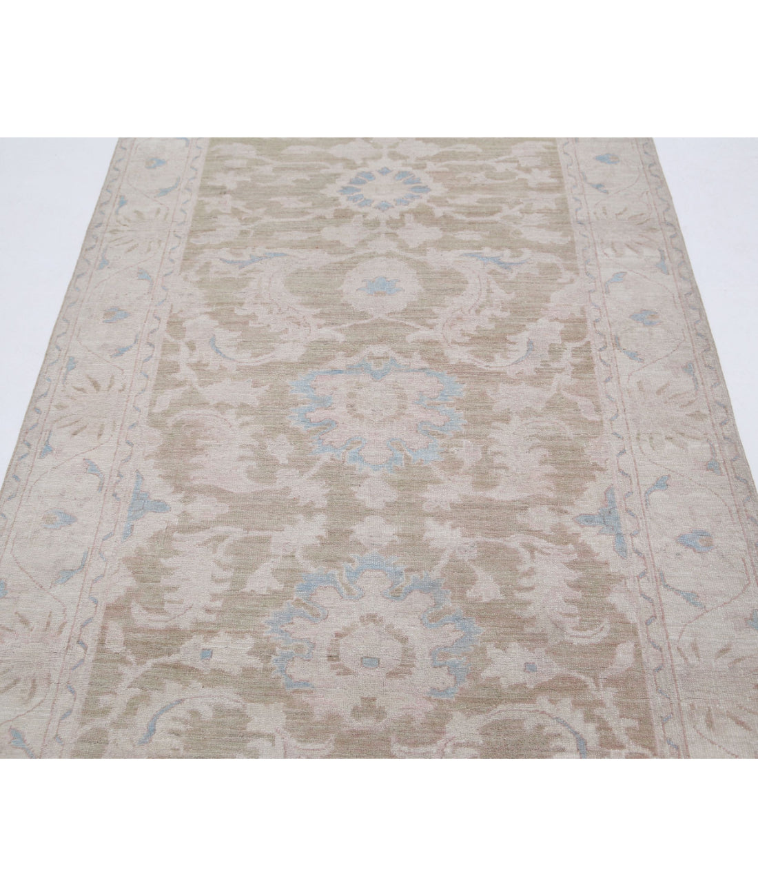 Hand Knotted Serenity Wool Rug - 4'2'' x 12'1'' 4'2'' x 12'1'' (125 X 363) / Green / Ivory