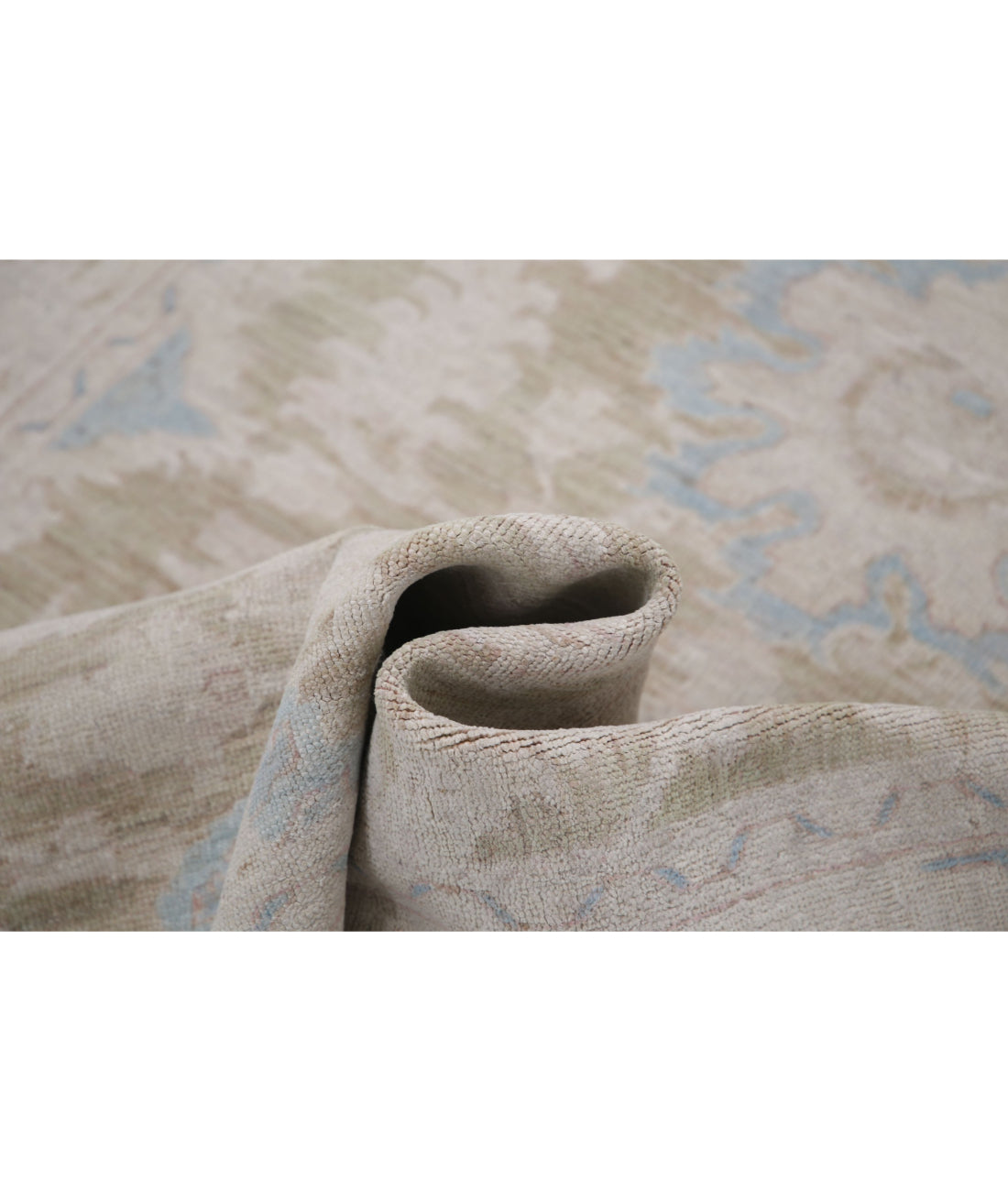 Hand Knotted Serenity Wool Rug - 4'2'' x 12'1'' 4'2'' x 12'1'' (125 X 363) / Green / Ivory