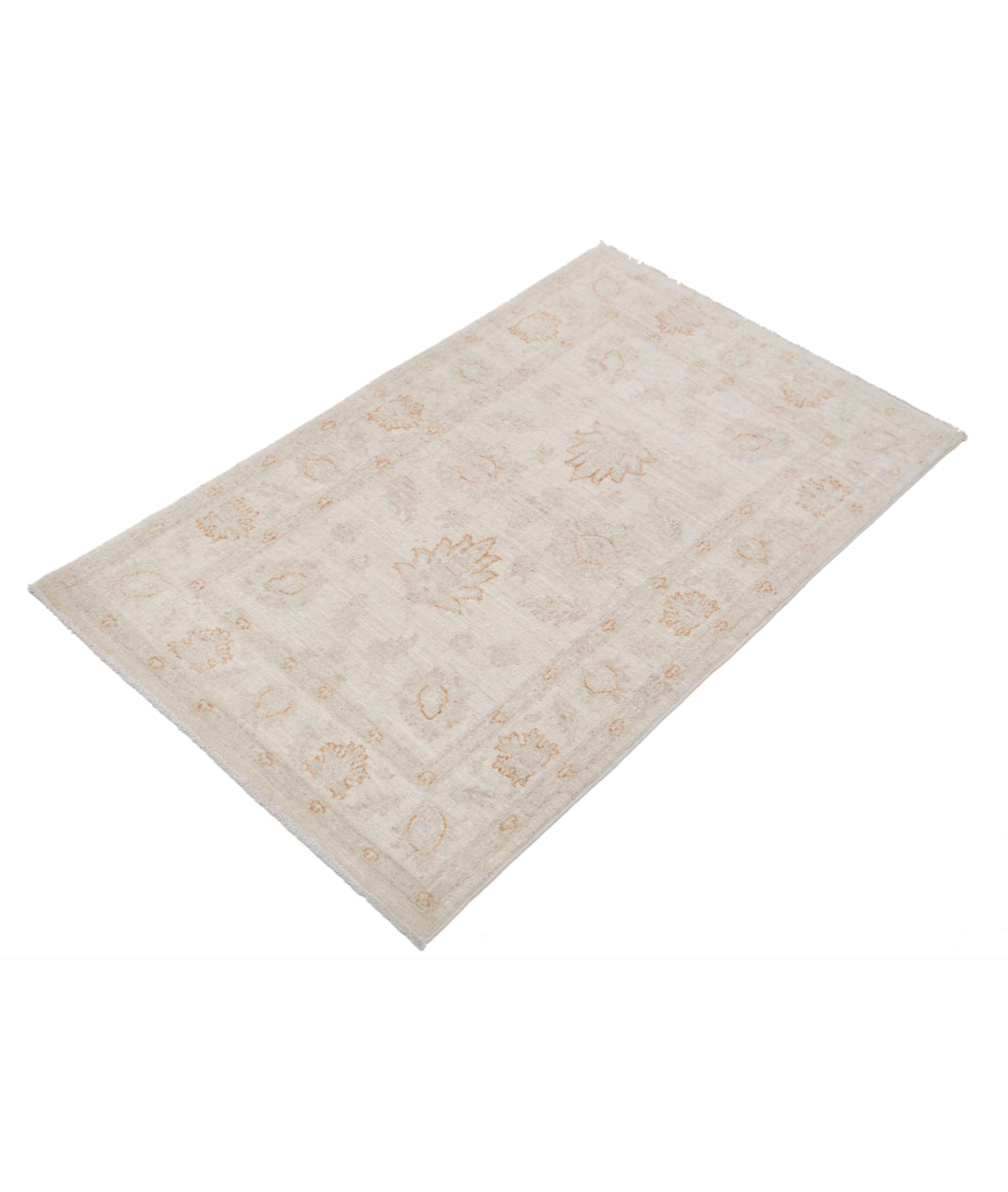 Hand Knotted Serenity Wool Rug - 2'6'' x 4'1'' 2'6'' x 4'1'' (75 X 123) / Ivory / Ivory