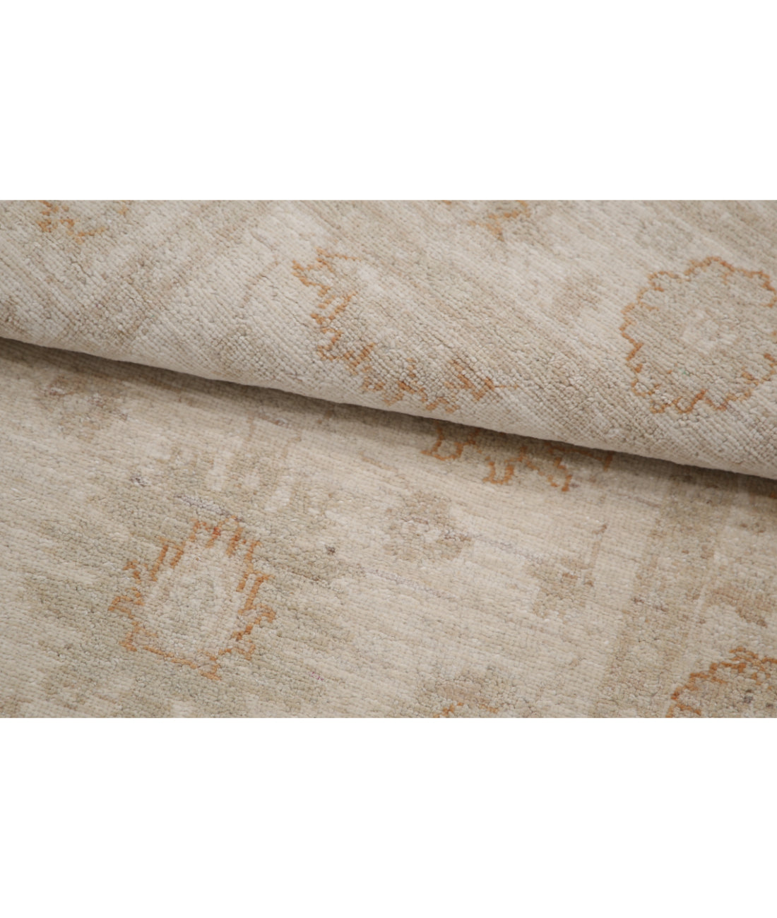 Hand Knotted Serenity Wool Rug - 2'10'' x 4'1'' 2'10'' x 4'1'' (85 X 123) / Ivory / Ivory