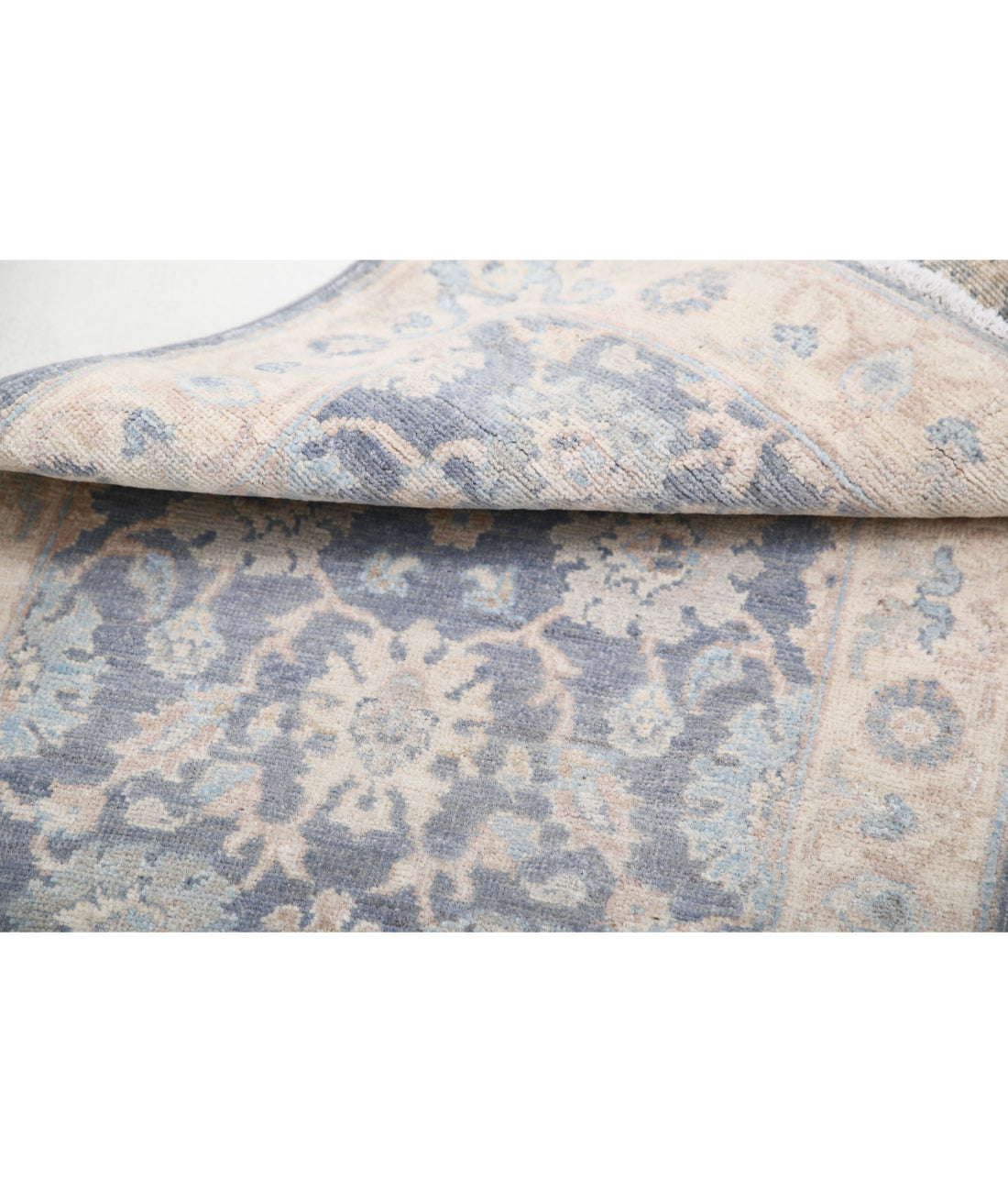 Hand Knotted Serenity Wool Rug - 2'0'' x 2'11'' 2'0'' x 2'11'' (60 X 88) / Grey / Ivory