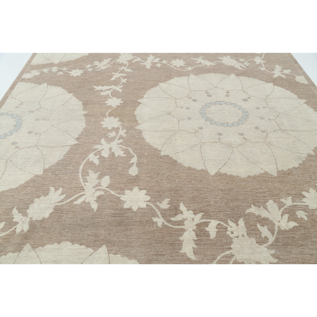 The Linen Palmette
