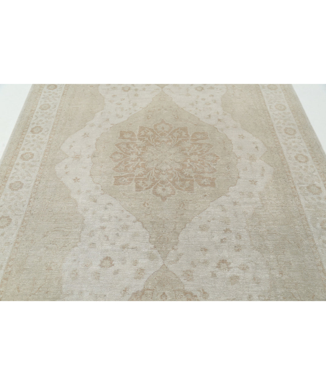 Hand Knotted Ariana Haji Jalili Wool Rug - 6'6'' x 9'6'' 6'6'' x 9'6'' (195 X 285) / Ivory / Ivory