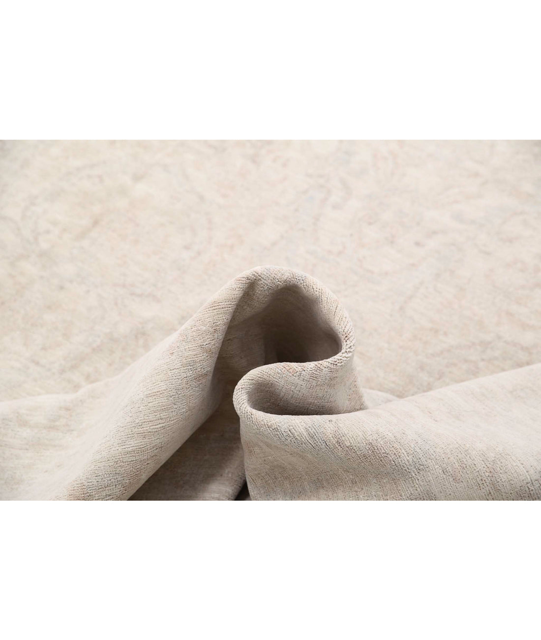 Hand Knotted Ariana Haji Jalili Wool Rug - 8'2'' x 10'1'' 8'2'' x 10'1'' (245 X 303) / Ivory / Grey