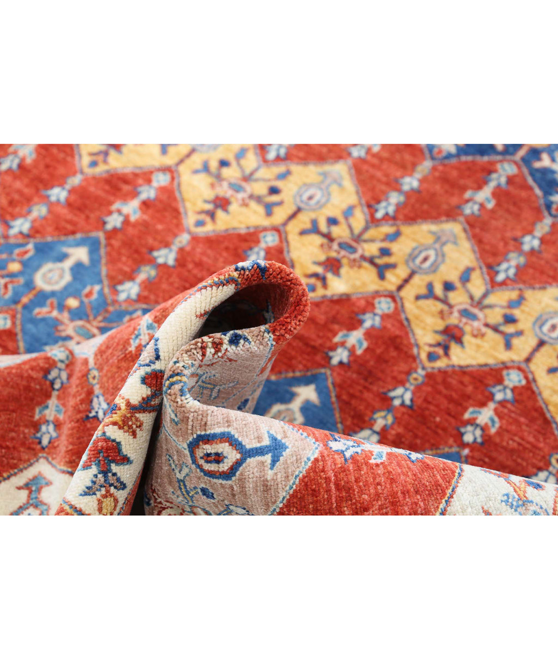 Hand Knotted Artemix Wool Rug - 5'6'' x 7'10'' 5'6'' x 7'10'' (165 X 235) / Red / Multi