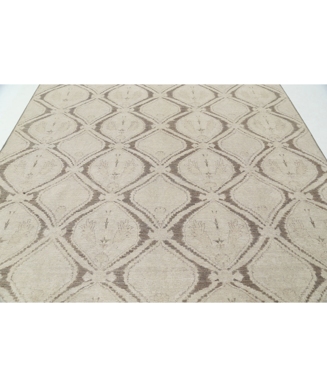 Hand Knotted Artemix Wool Rug - 8'7'' x 10'10'' 8'7'' x 10'10'' (258 X 325) / Brown / Ivory