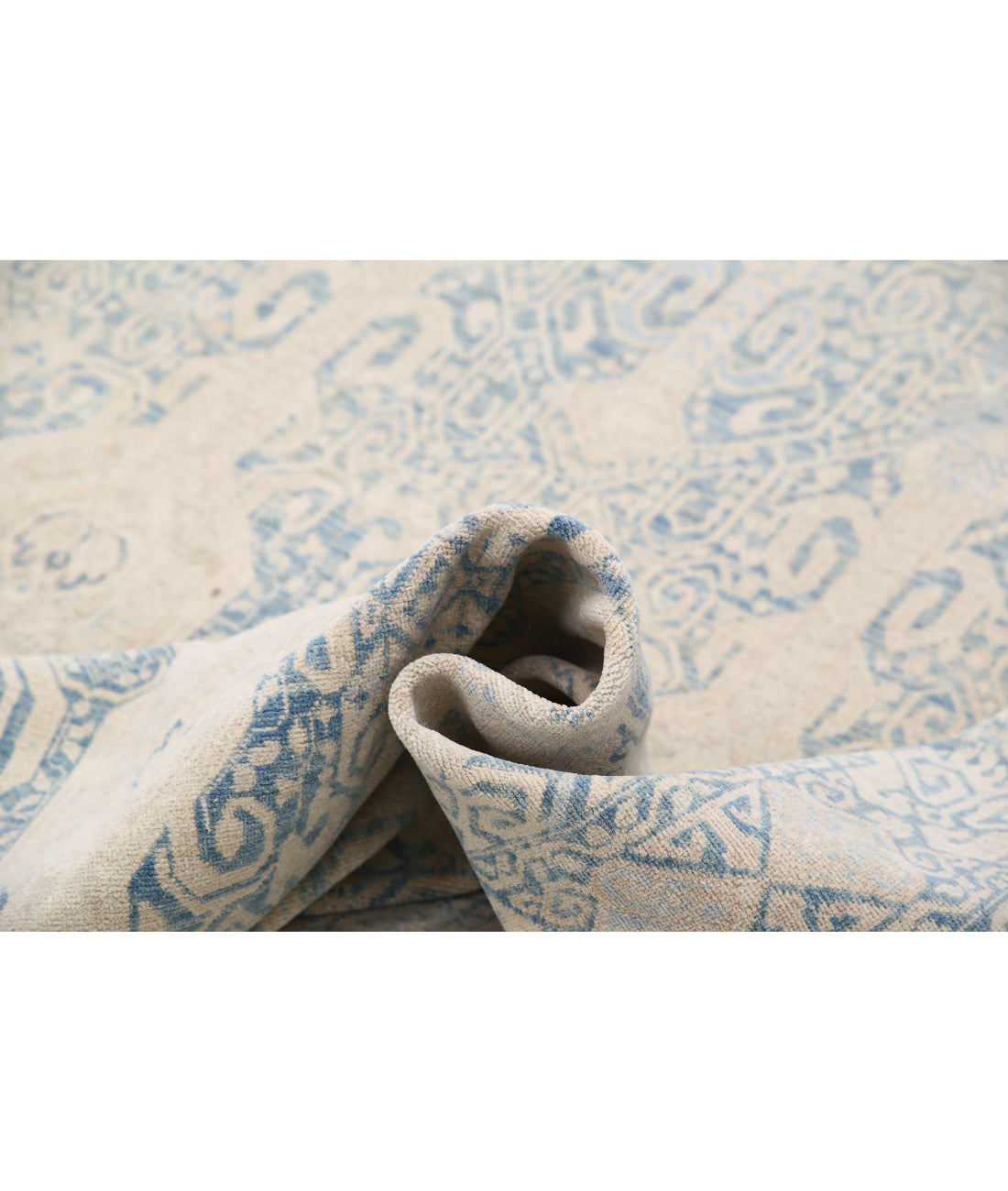 Hand Knotted Fine Artemix Wool Rug - 7'11'' x 10'4'' 7'11'' x 10'4'' (238 X 310) / Blue / Ivory