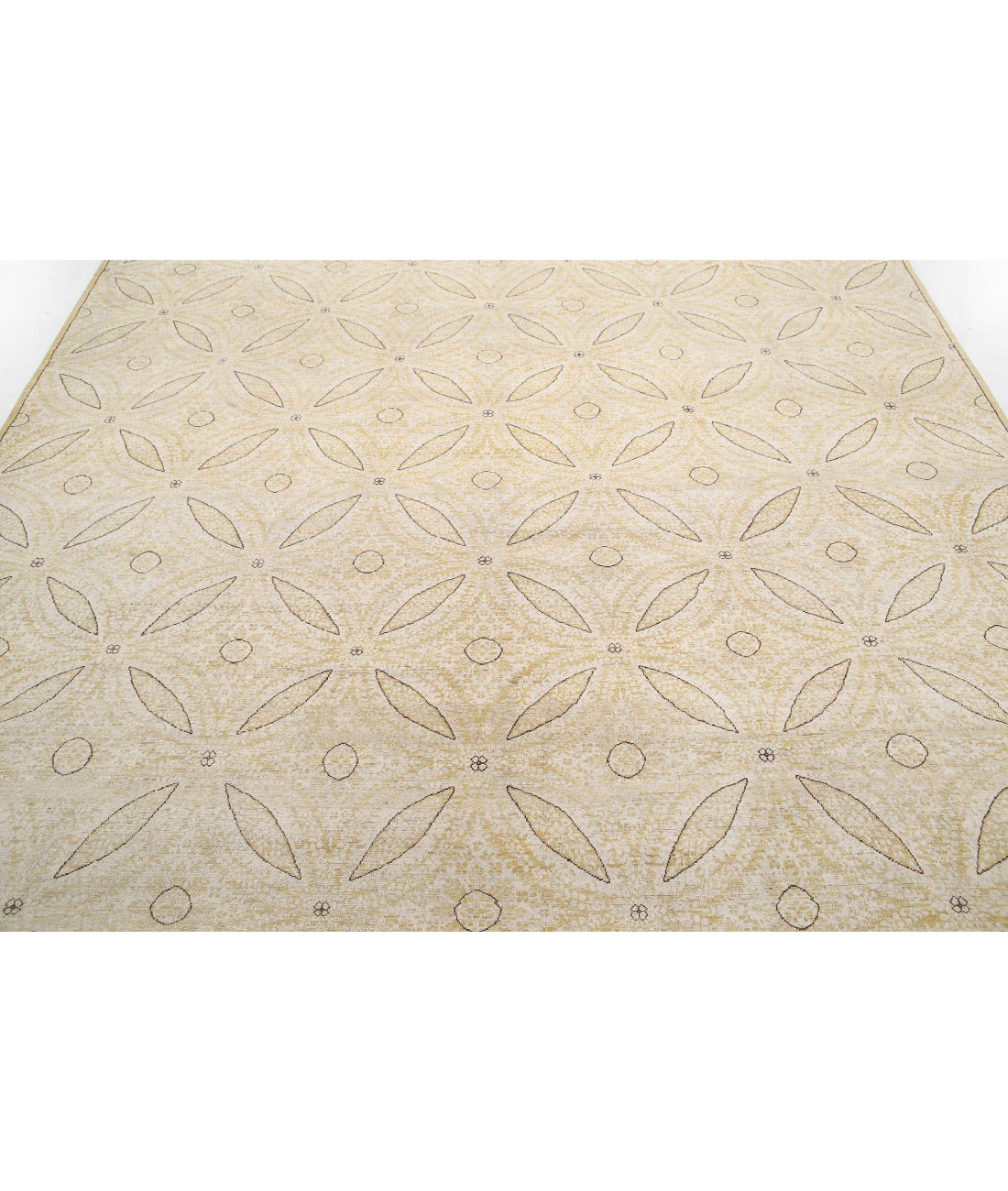 Hand Knotted Fine Artemix Wool Rug - 8'1'' x 9'8'' 8'1'' x 9'8'' (243 X 290) / Gold / Ivory