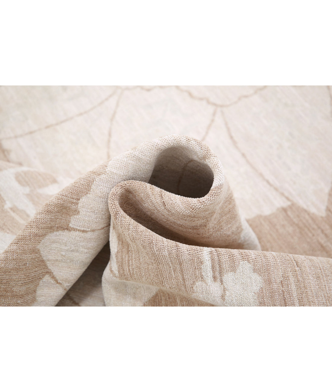 Hand Knotted Fine Serenity Wool Rug - 9'0'' x 11'11'' 9'0'' x 11'11'' (270 X 358) / Brown / Ivory