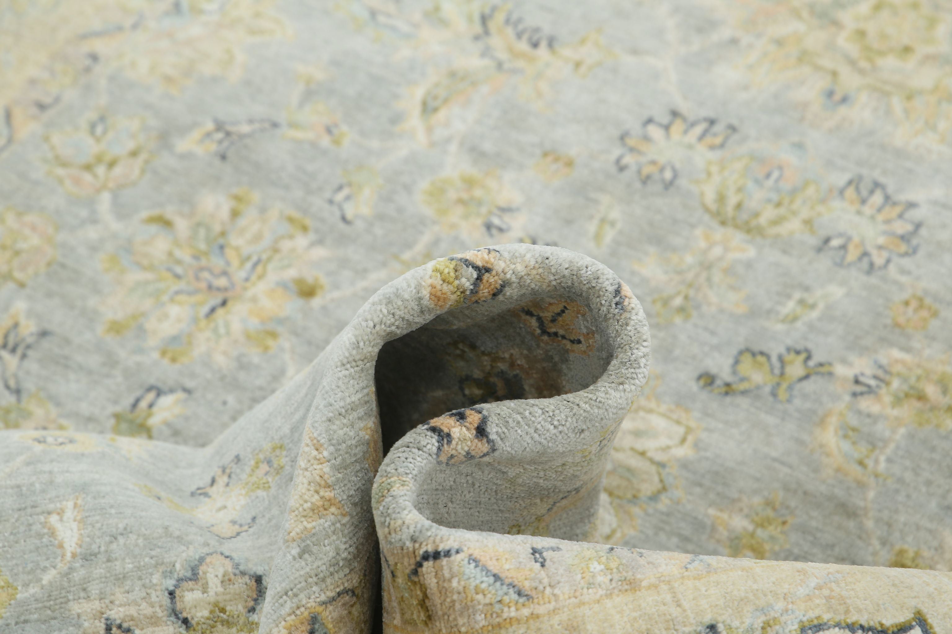 Hand Knotted Ziegler Wool Rug - 5'5'' x 8'3''