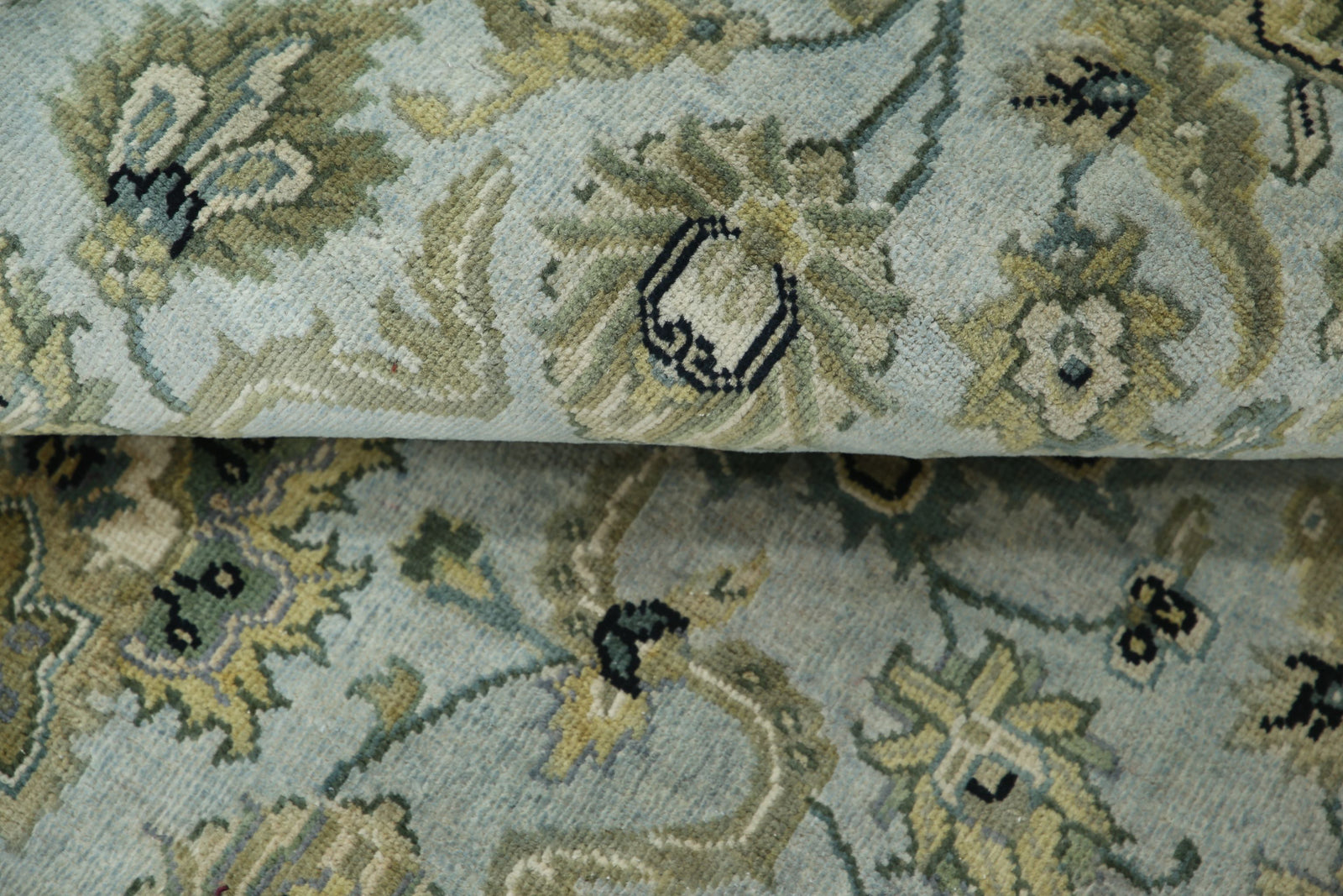 Hand Knotted Ziegler Wool Rug - 4'8'' x 4'11''