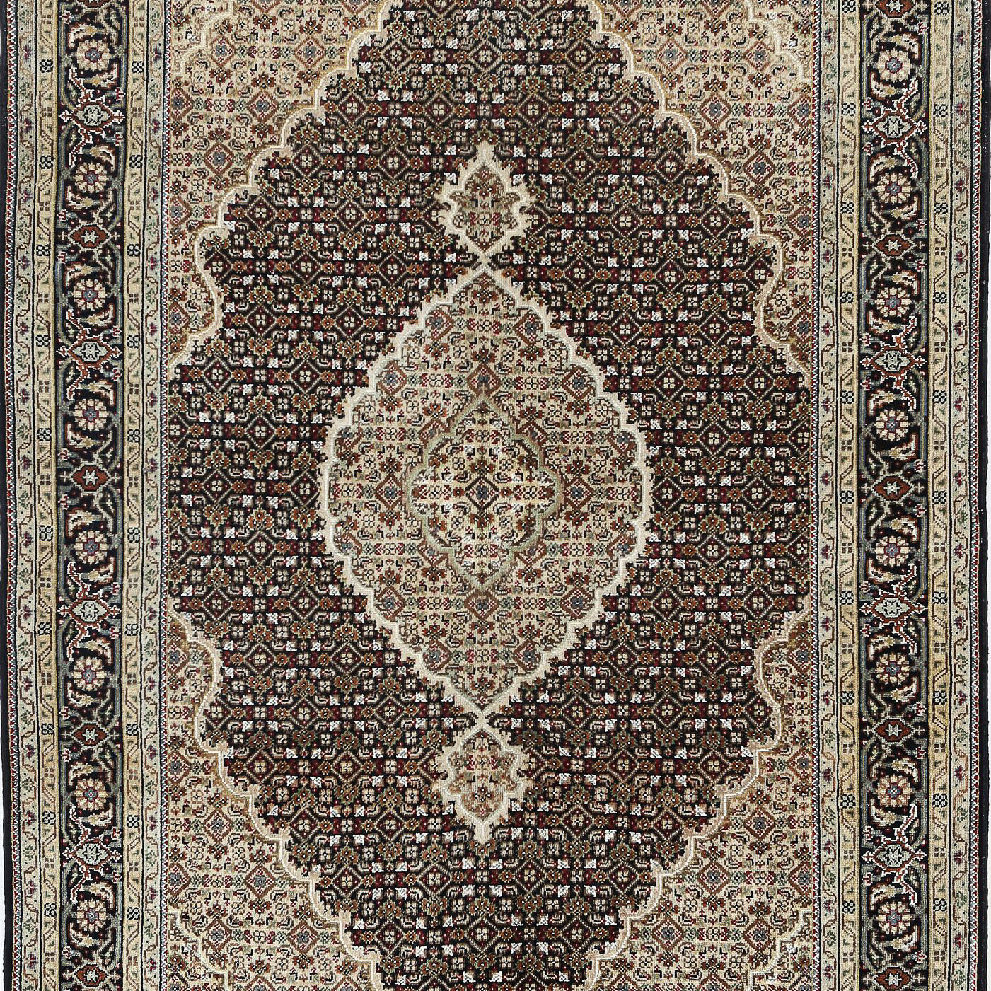 The Rosewood Rosette