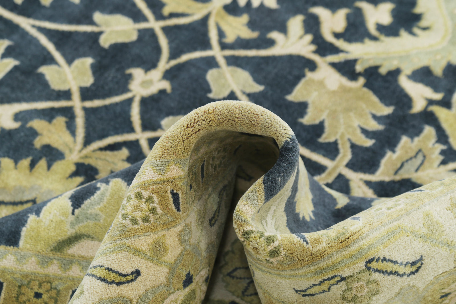 Chobi - Peshawar -hand-knotted-ziegler-wool-rug-5024198-4.jpg