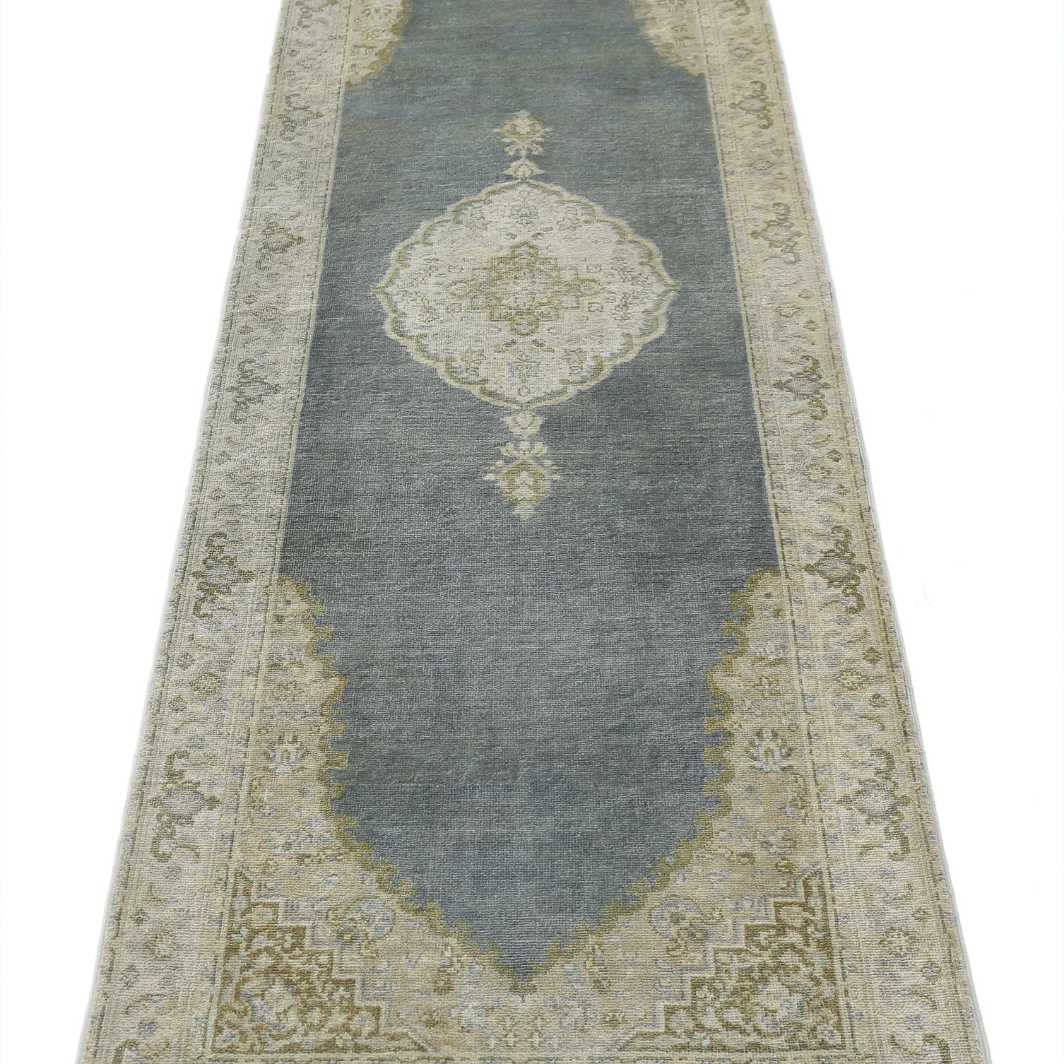 The Turmeric Arabesque
